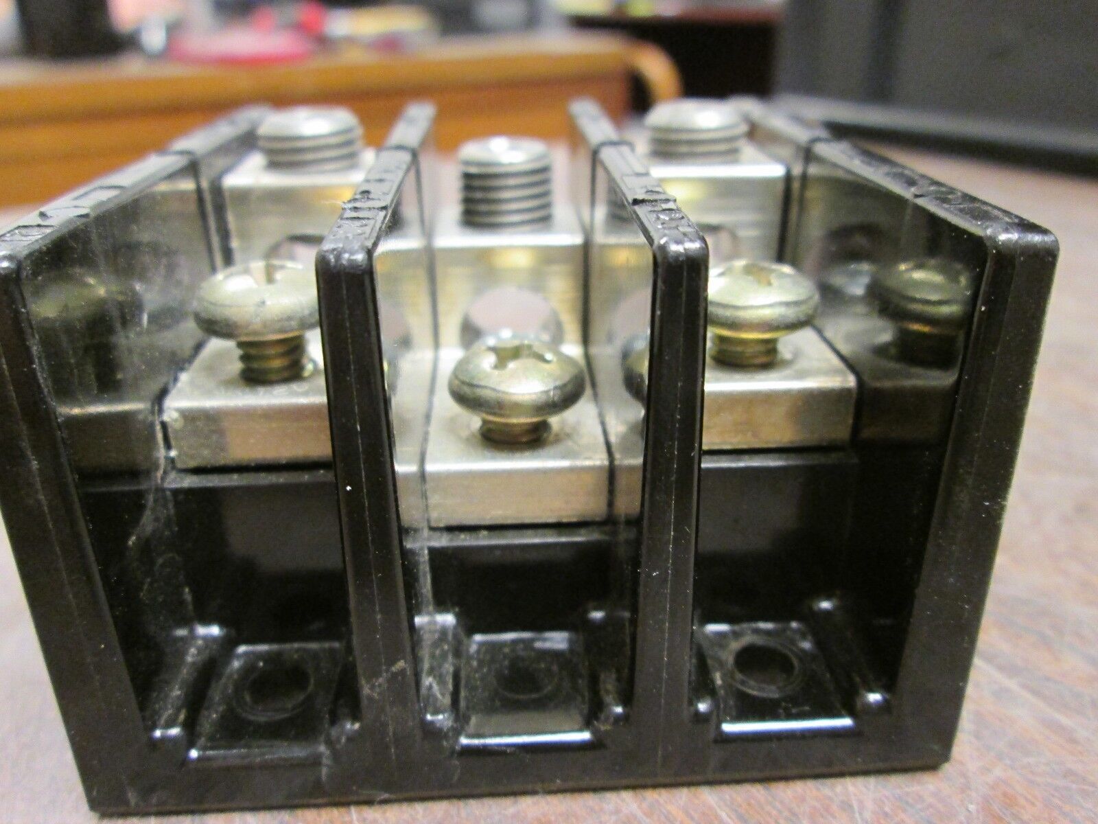 Marathon Power Distribution Block 1423584 175A 600V 3P Used