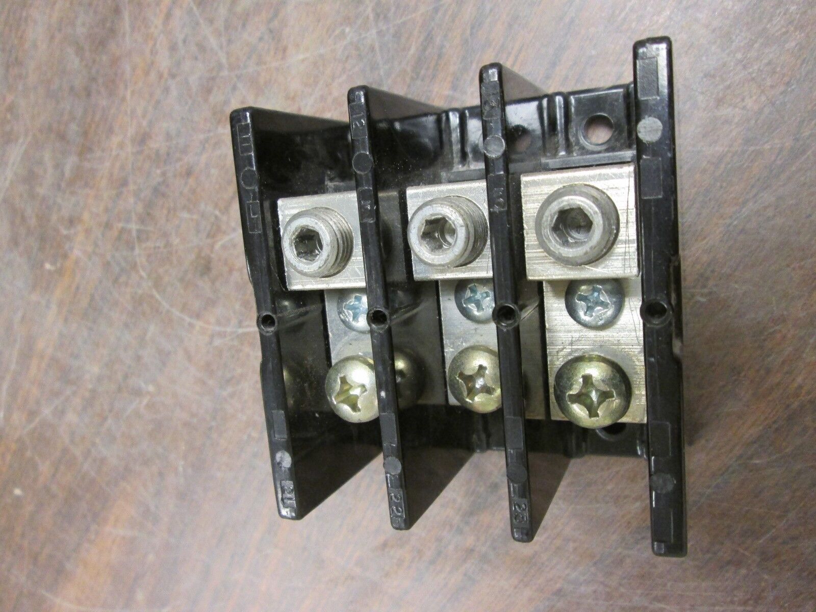 Marathon Power Distribution Block 1423584 175A 600V 3P Used