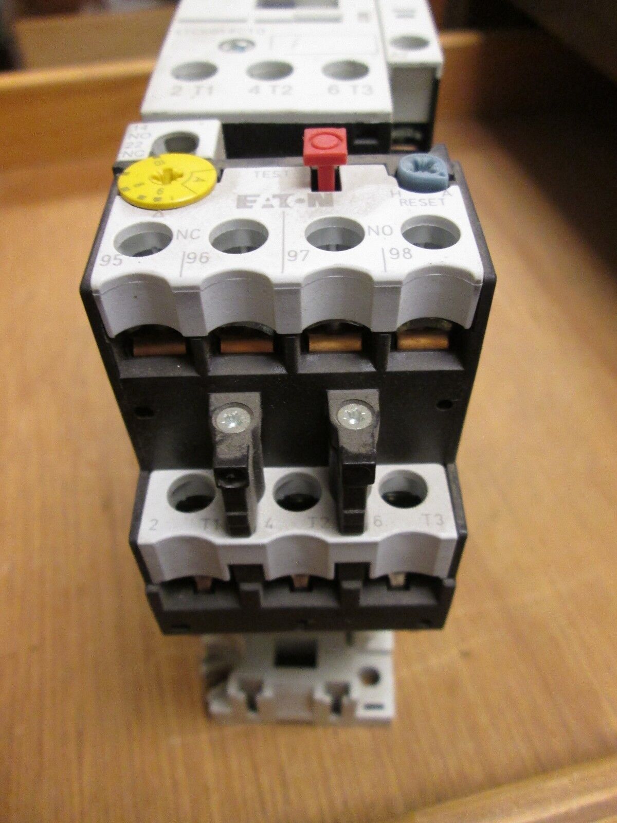 Eaton Starter w/ Manual Switch XTCE018C10 XTPR010BC1 XT0B010CC1 6.3-10A 120V