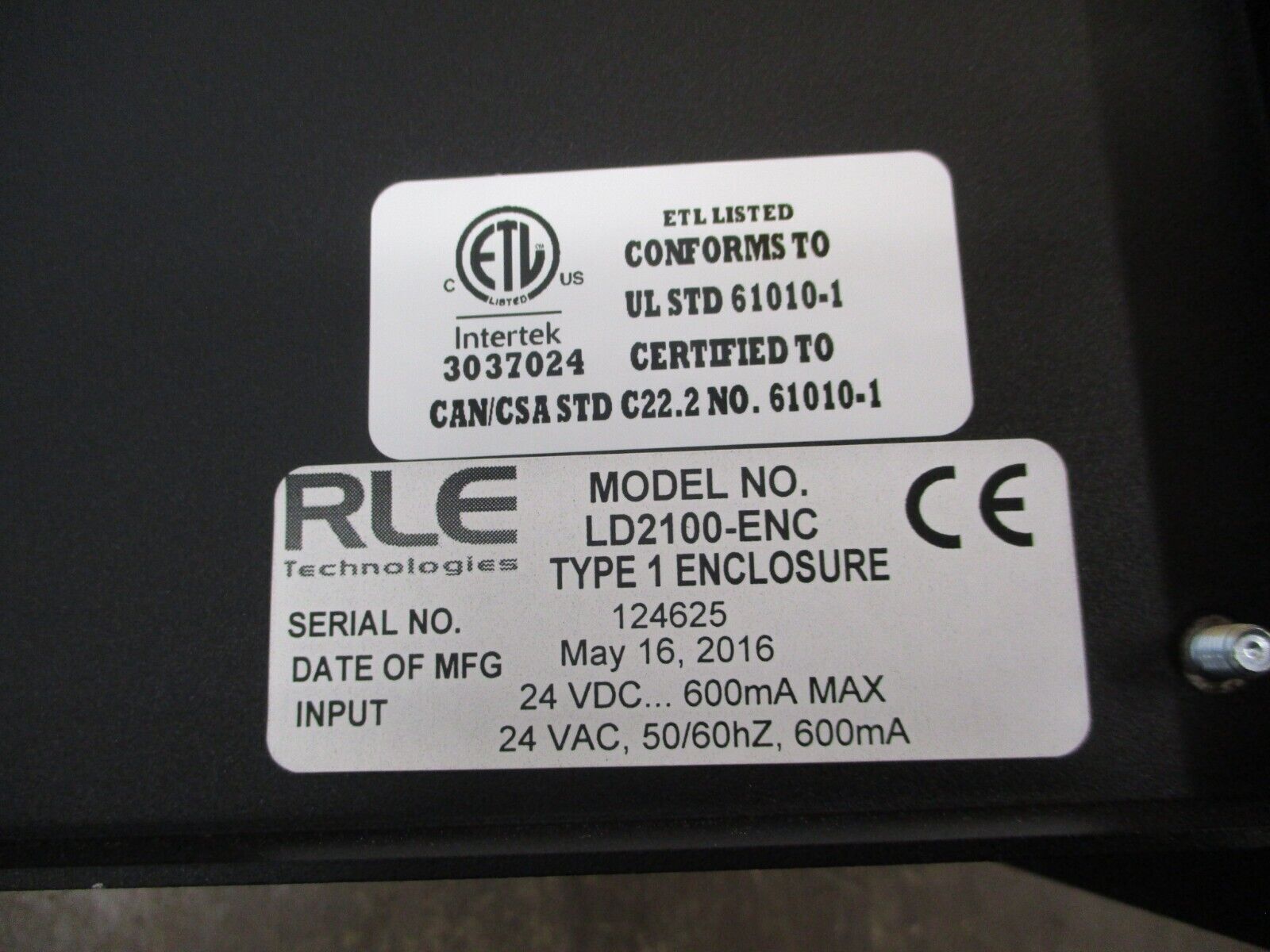 RLE Leak Detection Controller LD2100-ENC 24 VDC/VAC 600mA Type 1 Enclosure Used