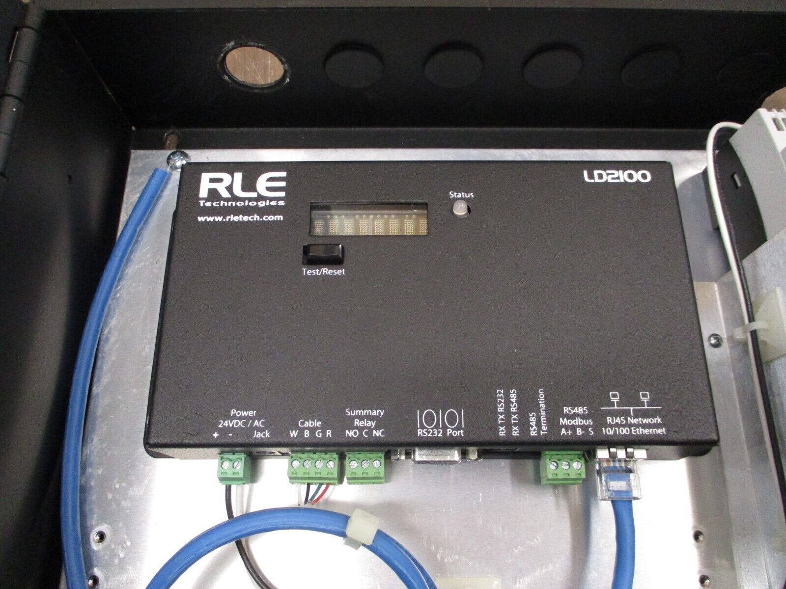 RLE Leak Detection Controller LD2100-ENC 24 VDC/VAC 600mA Type 1 Enclosure Used