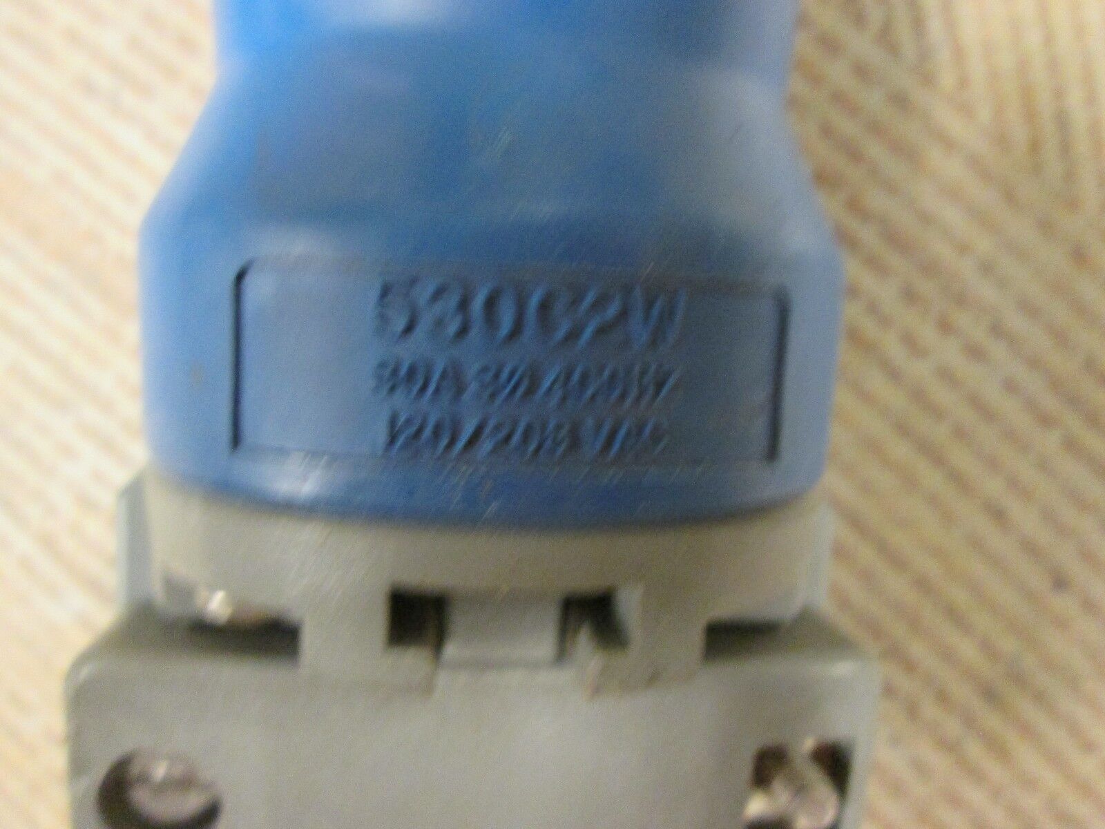 Hubbell Connector 530C2W 30A 5P *No Cap* Used