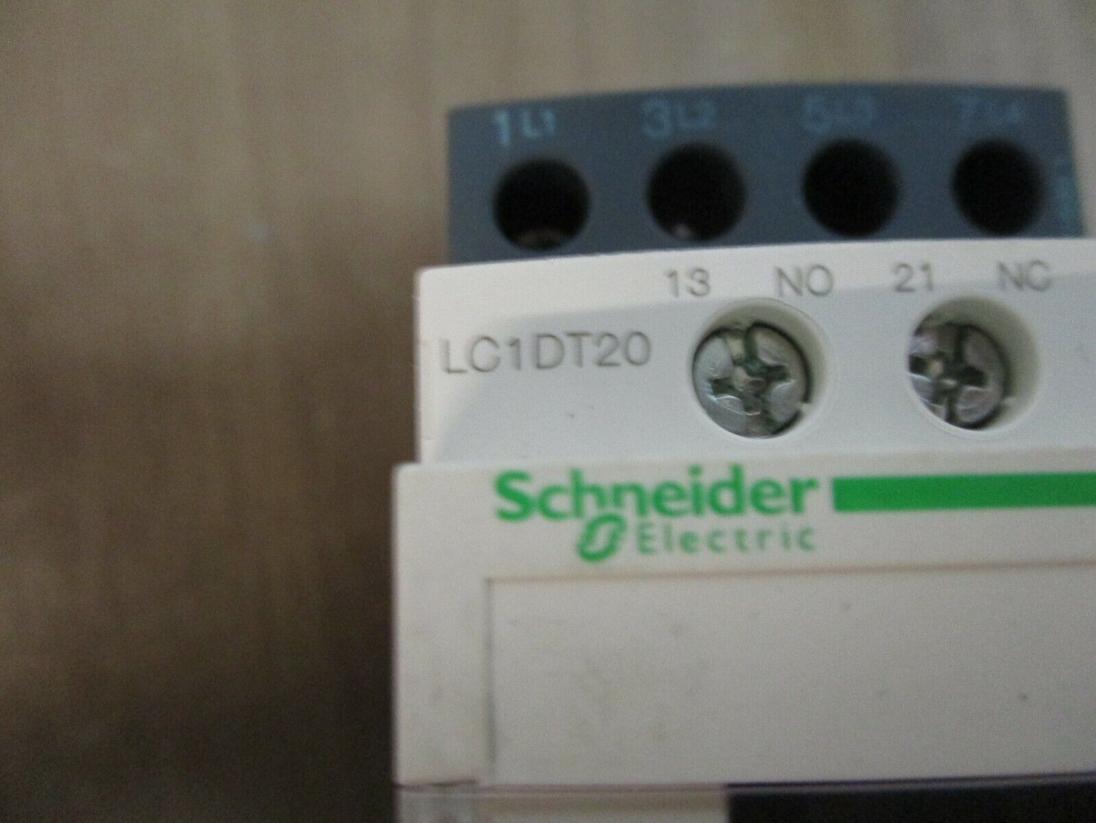Schneider Electric Contactor LC1DT20 120V Coil Used