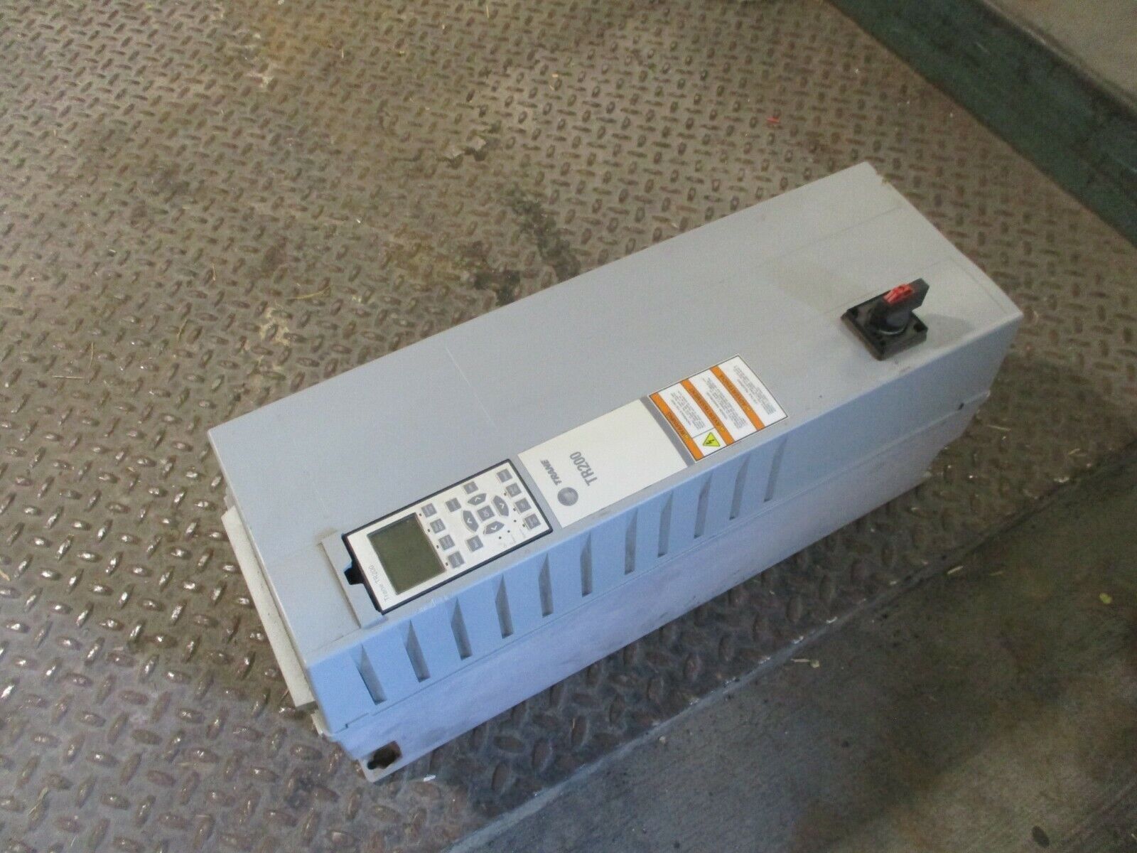 Trane TR200 AC Drive 131L2167 40HP 3Ph Used