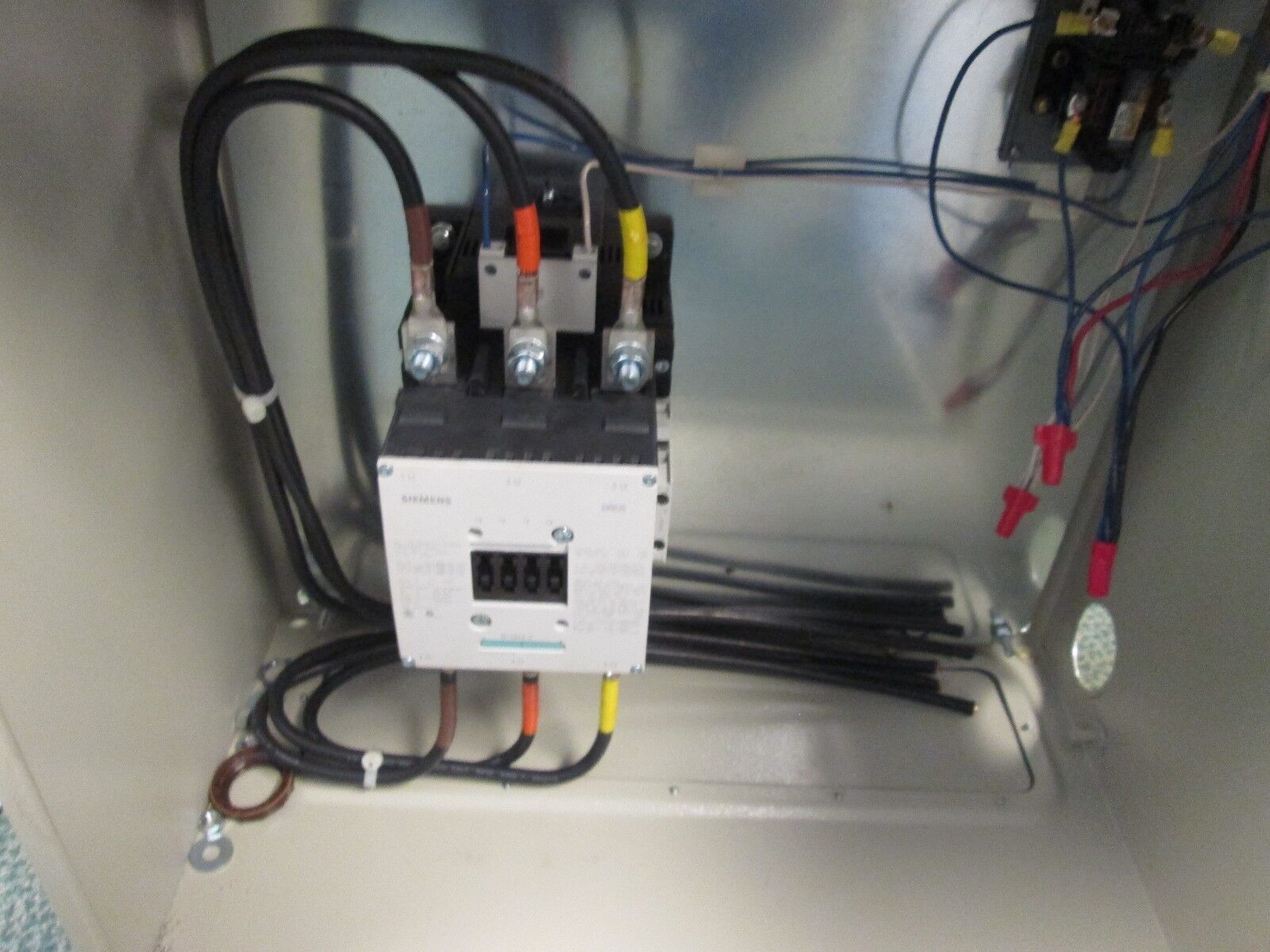 Siemens Enclosed Starter 3RT1064-6...6 120-127V Coil Rittal AE 1360 Enclosure