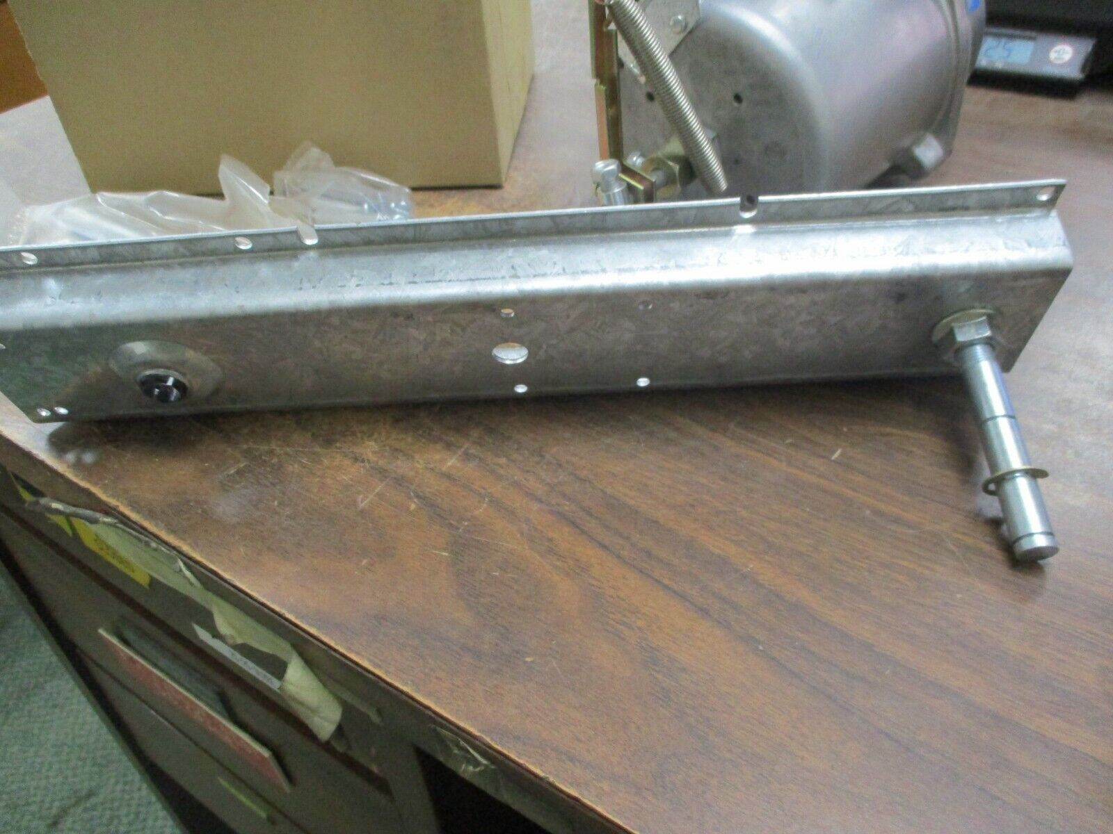 Johnson Controls Damper Actuator D-3153-1 8-13 PSIG Spring Universal Mount