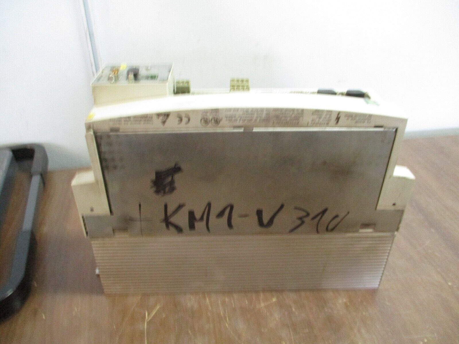 Lenze Servo Controller EVS9324-EP w/ Interbus S Module *Cracked Casing* Used
