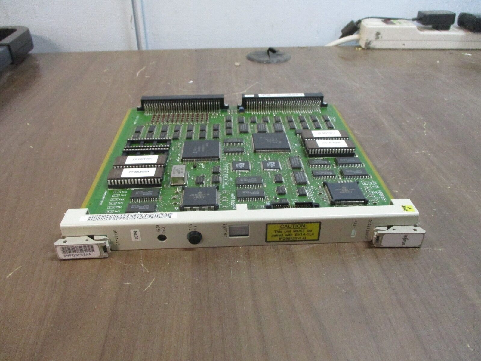 Fujitsu MICRCR Unit SNPQBPS5AA Iss. 03 FC9612MP31 / MP1A-V3 Used