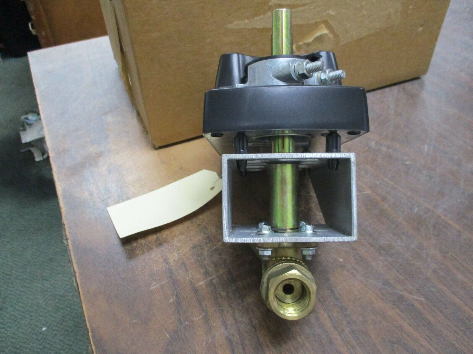 Johnson Controls Stainless Steel Actuated Ball Valve VG1243AE+908AGA 1/2" 2 Cv
