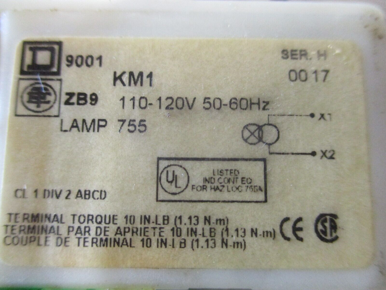 Square D Illuminated Push Button 9001 KM1 Ser. H 110-120V 50-60Hz Green Used