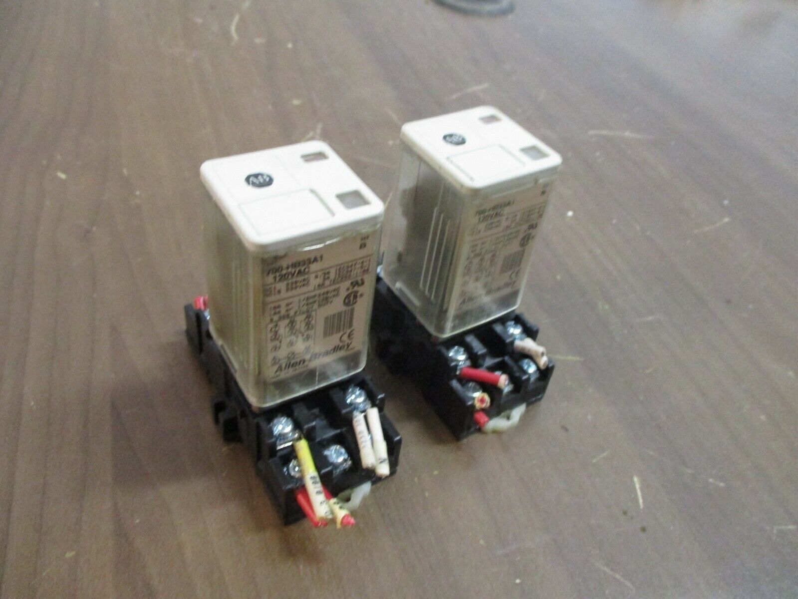 Allen-Bradley Relay 700-HB33A1 Ser. B 120VAC w/ Base *Lot of 2* Used