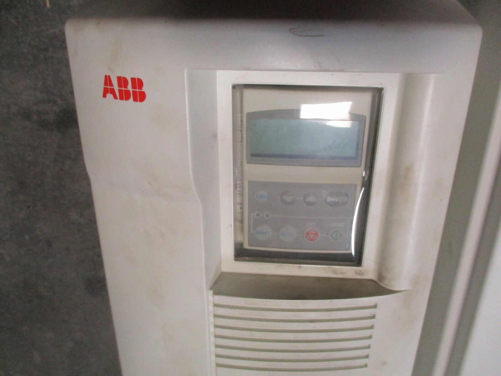 ABB ACH401 AC Drive w/ Bypass ACH401601632+10AE0000 20HP 3Ph 380-480V Used