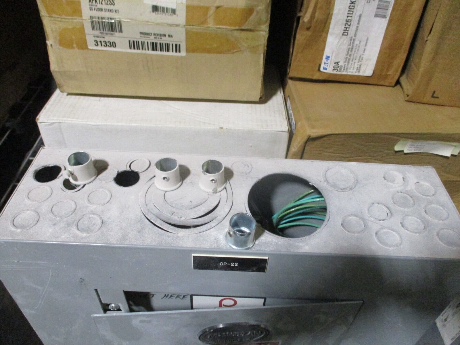 GE Panelboard AQF3422ABX 225 Amp Main Breaker 208/108 V 3 Phase 1 20AMP Used