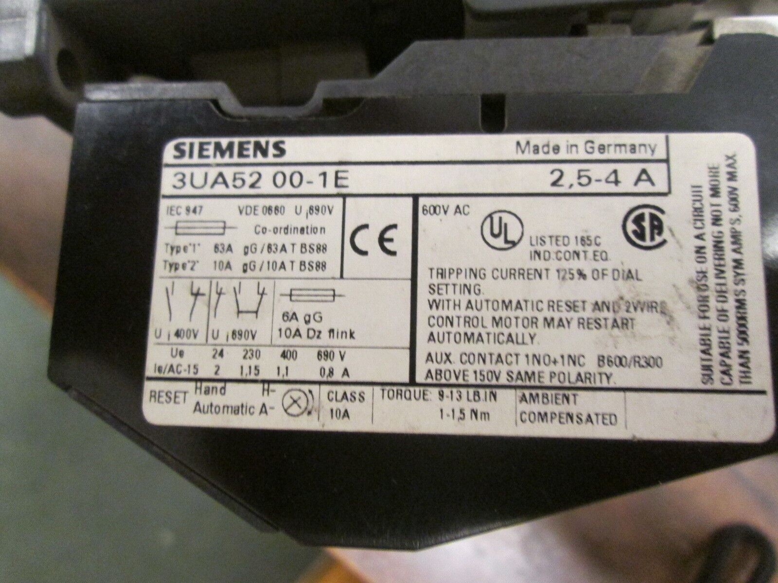 Siemens Reversing Starter CRL0F3321* 3UA52 00-1E Range 2.5-4A 120V coil Used