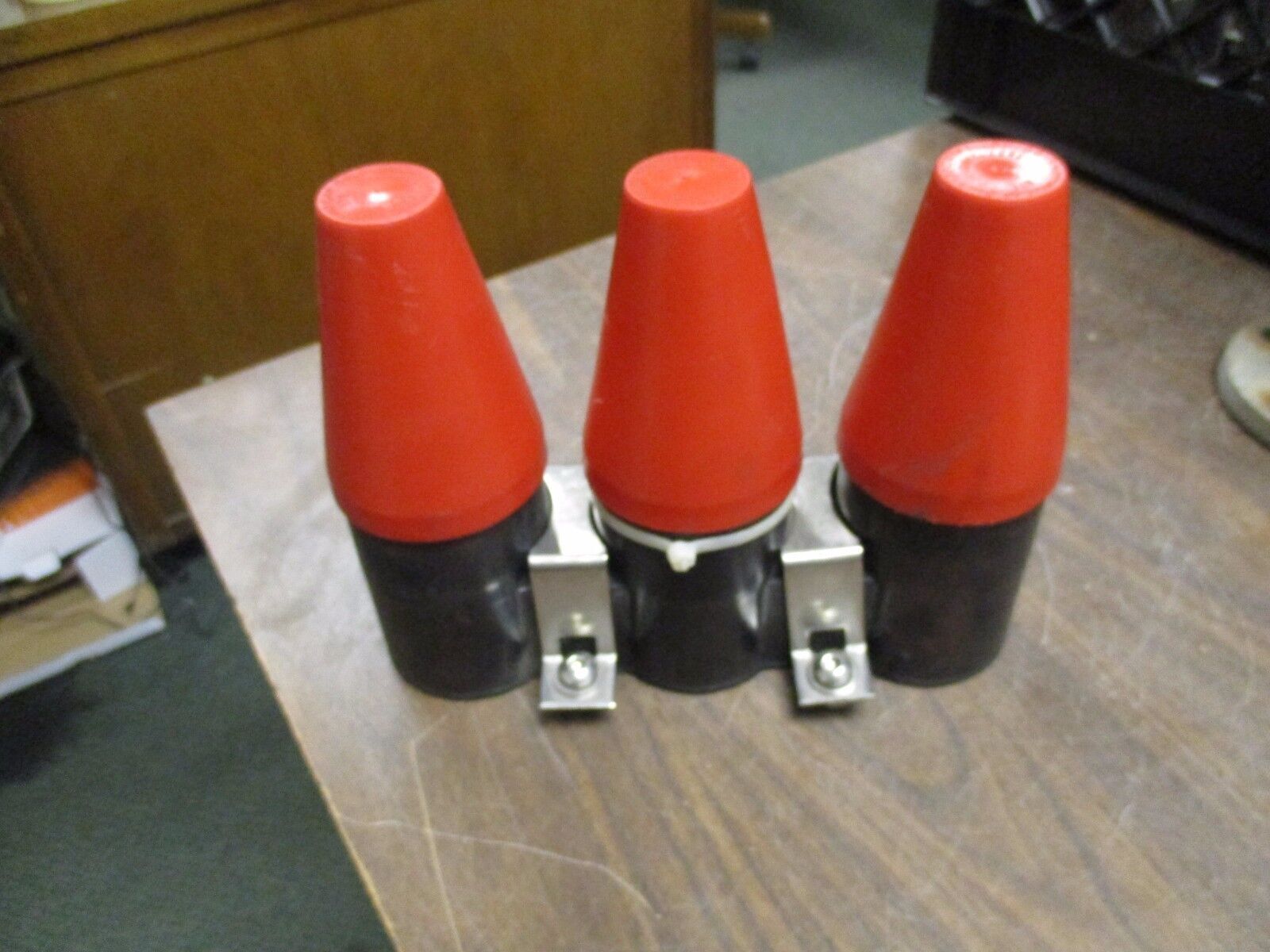 RTE Dead End Plug 2637163C 8.3/14.4KV 200A Used