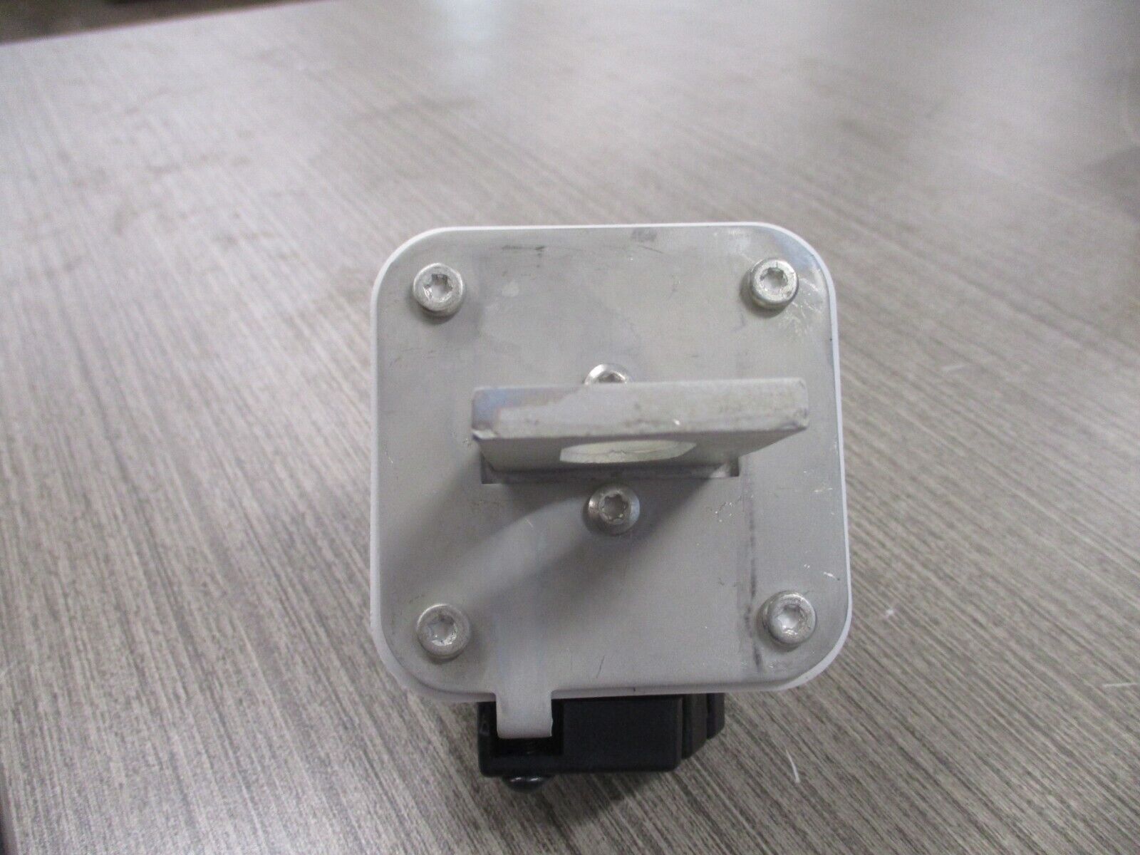 Cooper Bussmann Fuse 170M6667-G 1400A 690V New Surplus