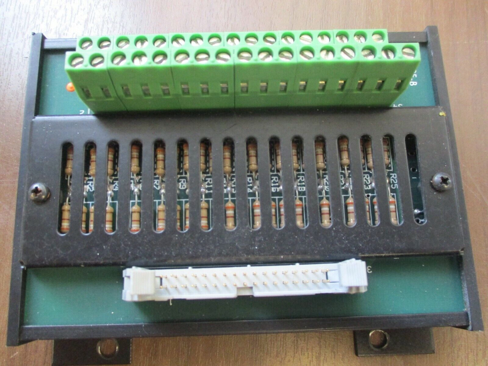 Ronan Terminal Block LB5500-C17-1-P R6 Used