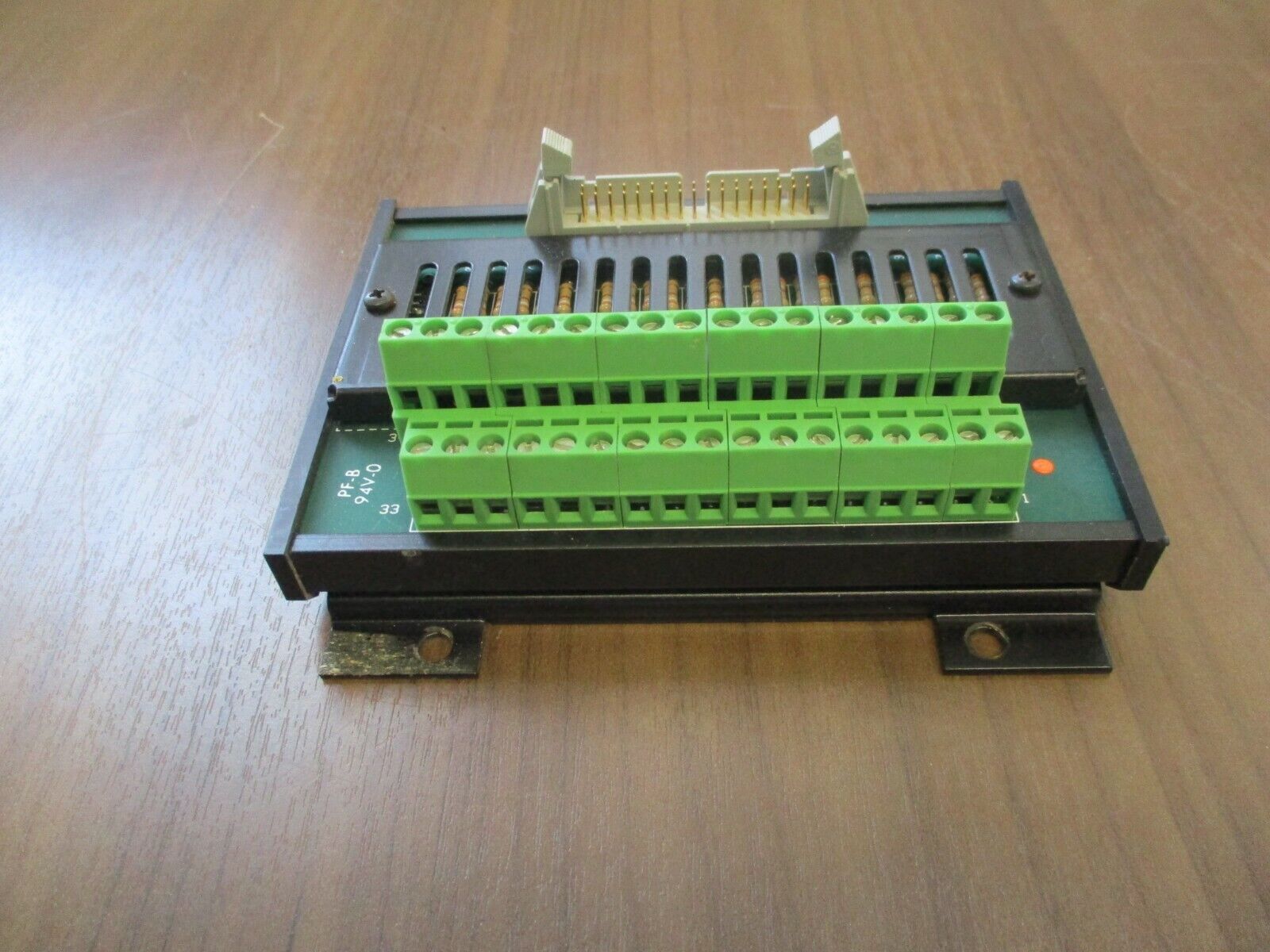 Ronan Terminal Block LB5500-C17-1-P R6 Used