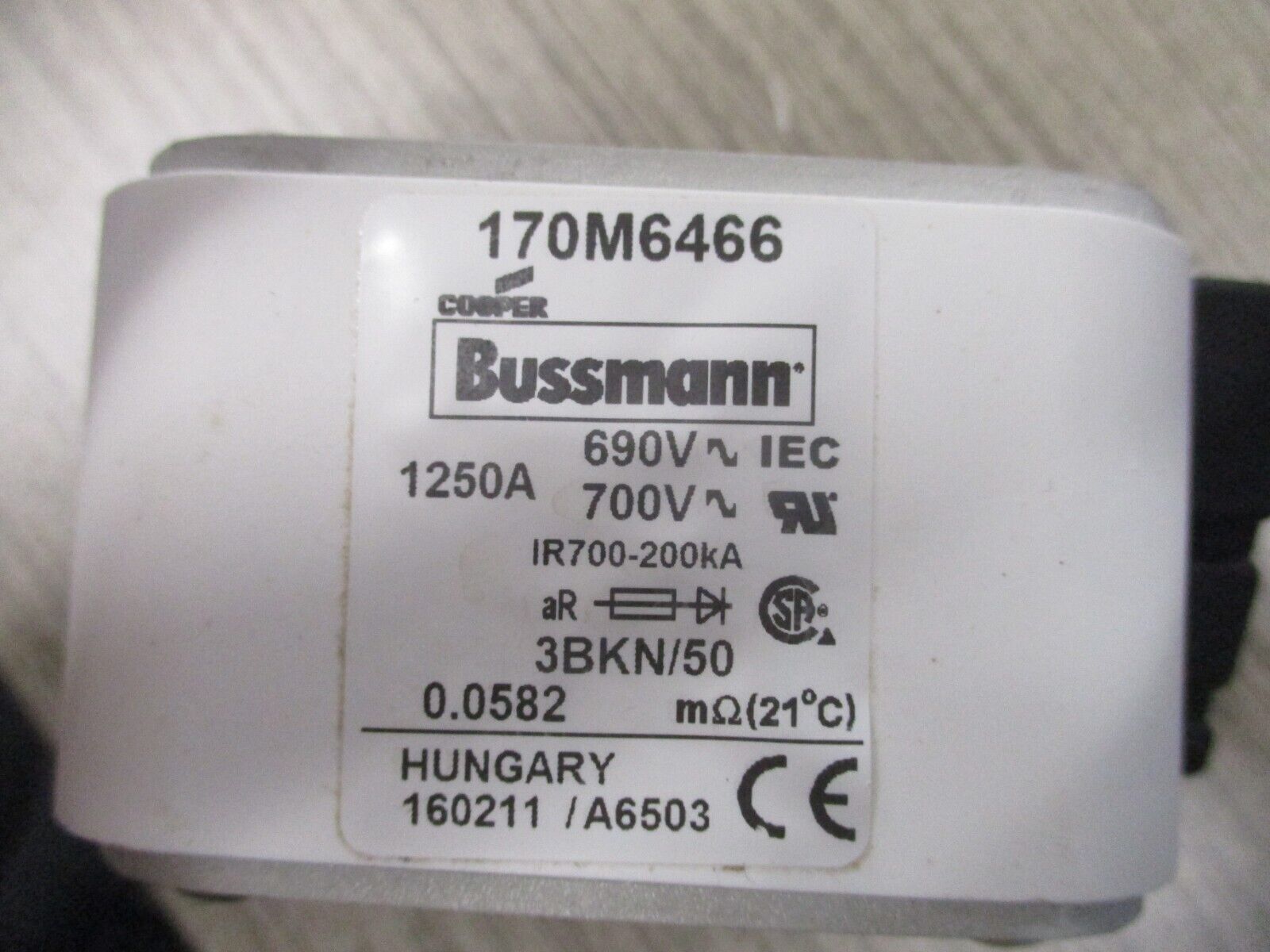 Cooper Bussmann Fuse 170M6466 1250A 690/700V New Surplus