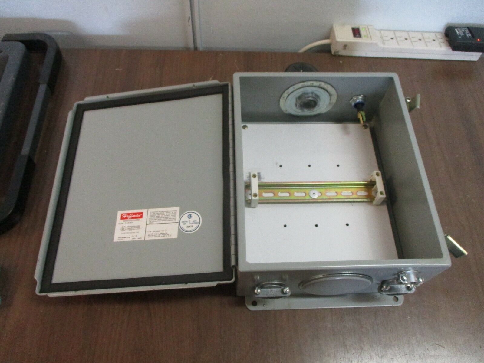 Hoffman Type 12, 13 Enclosure A-1210CH Size: 12x10x5" Used