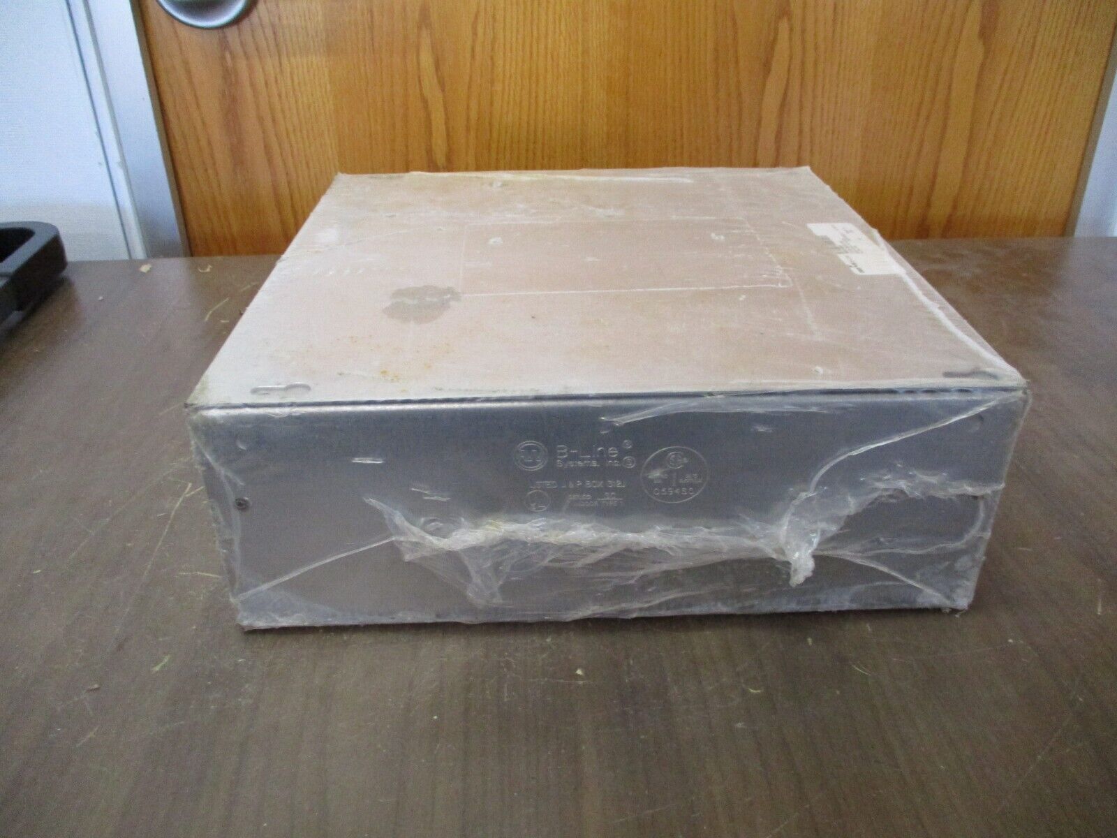 Cooper B-Line Screw Cover Junction Box 12124 SCGV NK Size: 12" x 12" x 4"