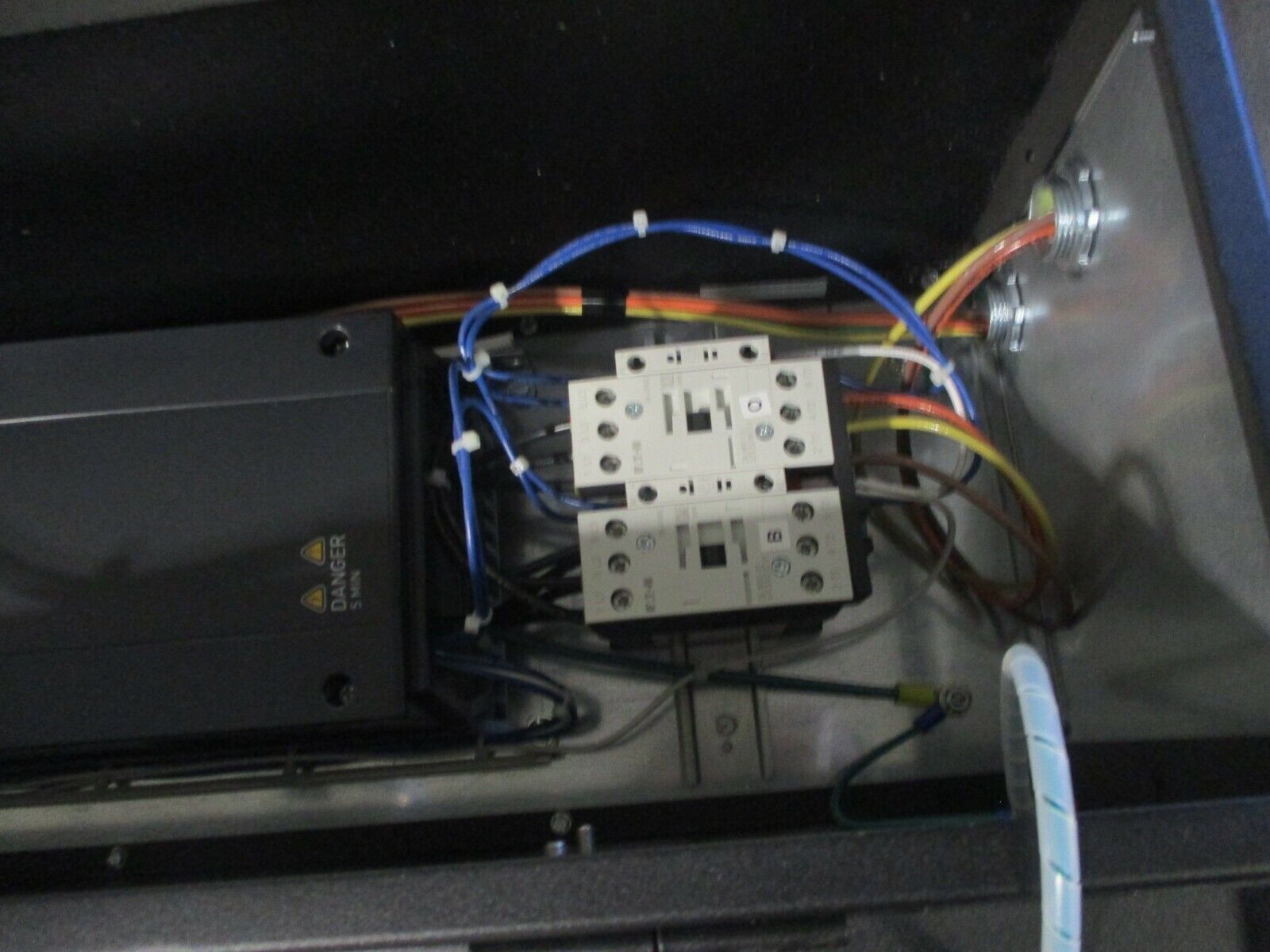 Eaton H-Max Series AC Drive w/ Intellipass Bypass HMX02134NA 15HP 3Ph Used