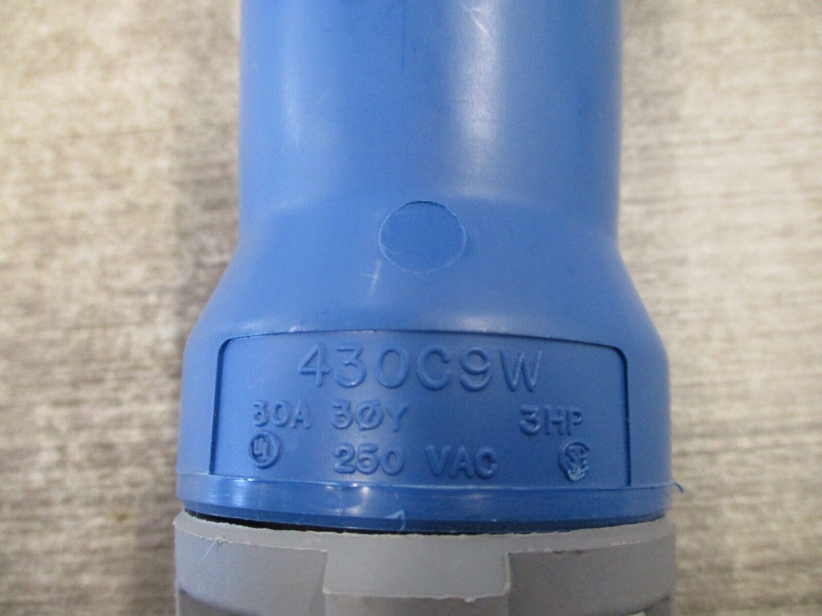 Hubbell Watertight Connector 430C9W 30A 250V 3Ph *Wire End* Used