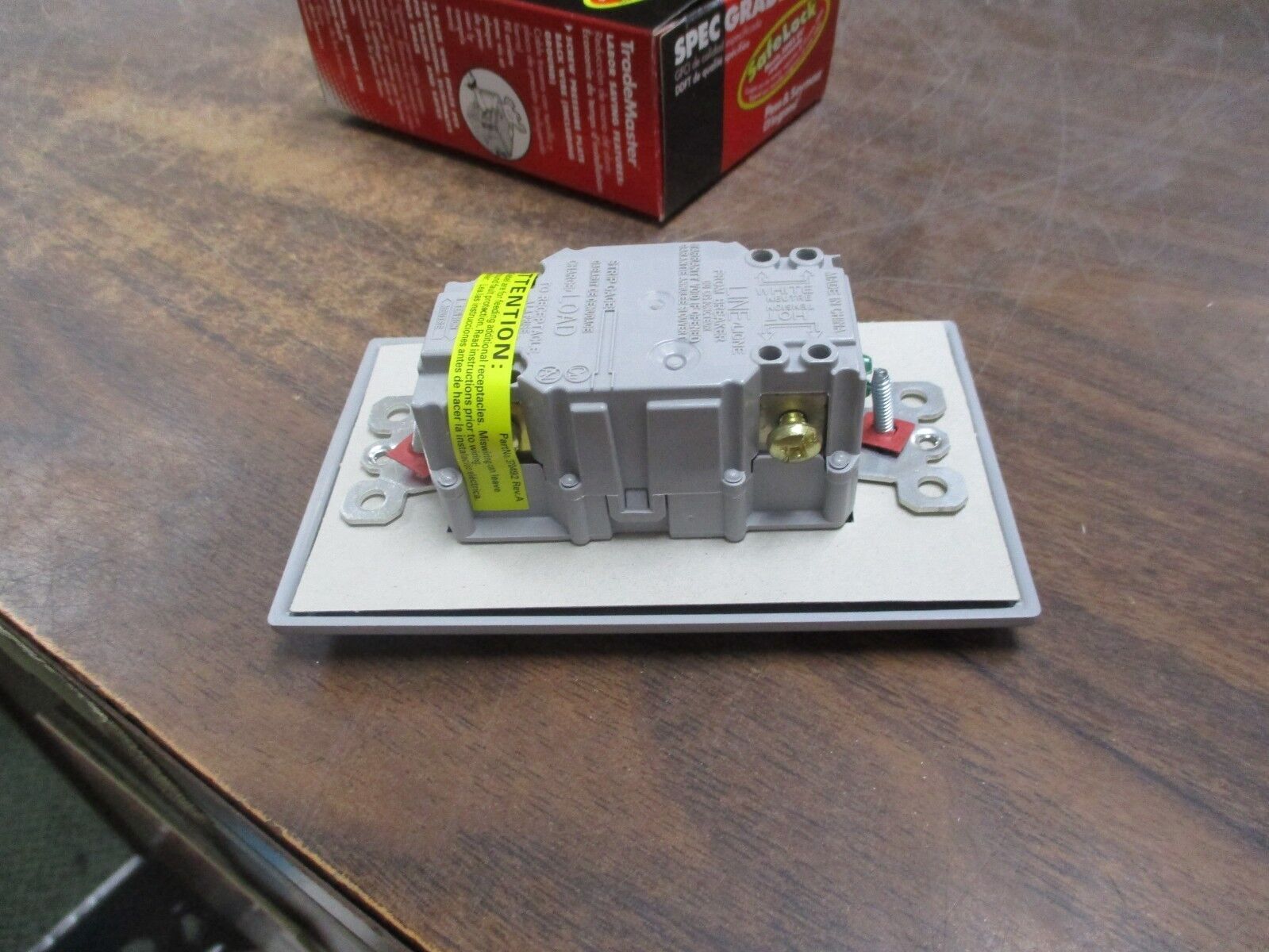 Legrand GFCI Duplex Receptacle 2094-GRY 20A 125V New Surplus