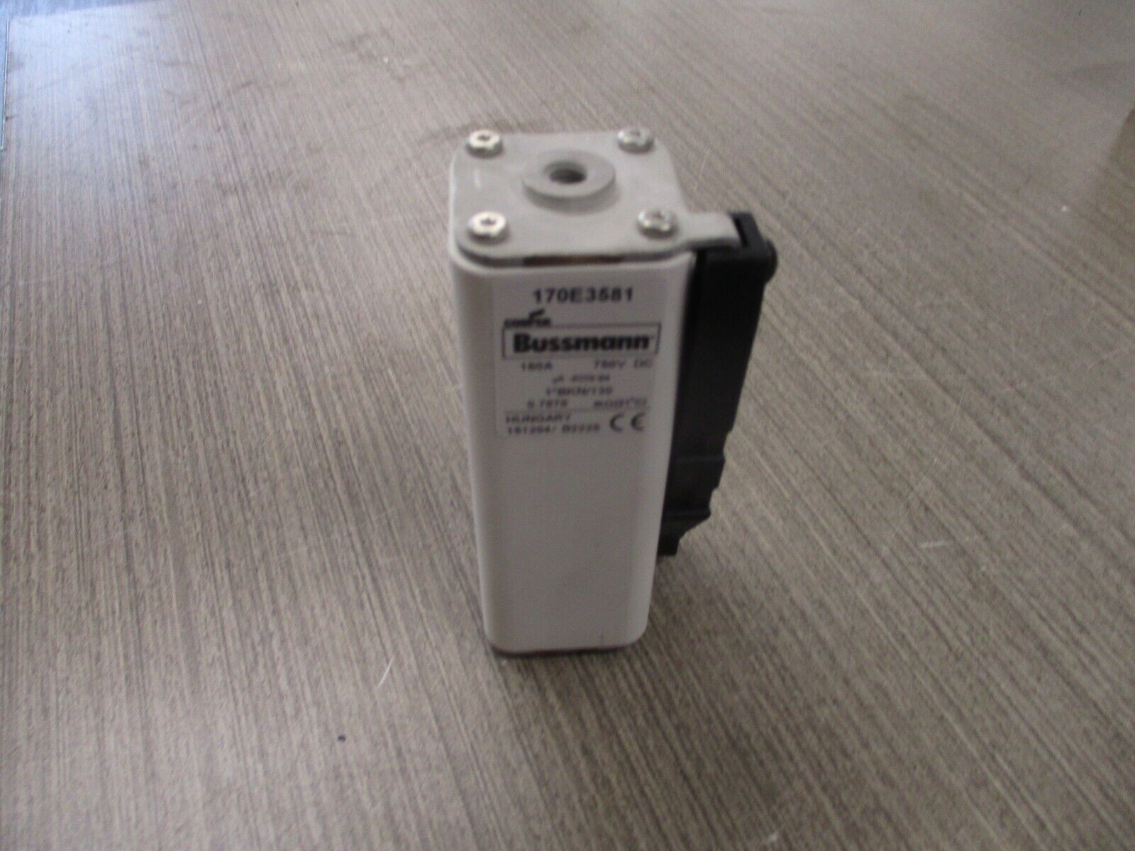 Cooper Bussmann Fuse 170E3581 160A 750V New Surplus