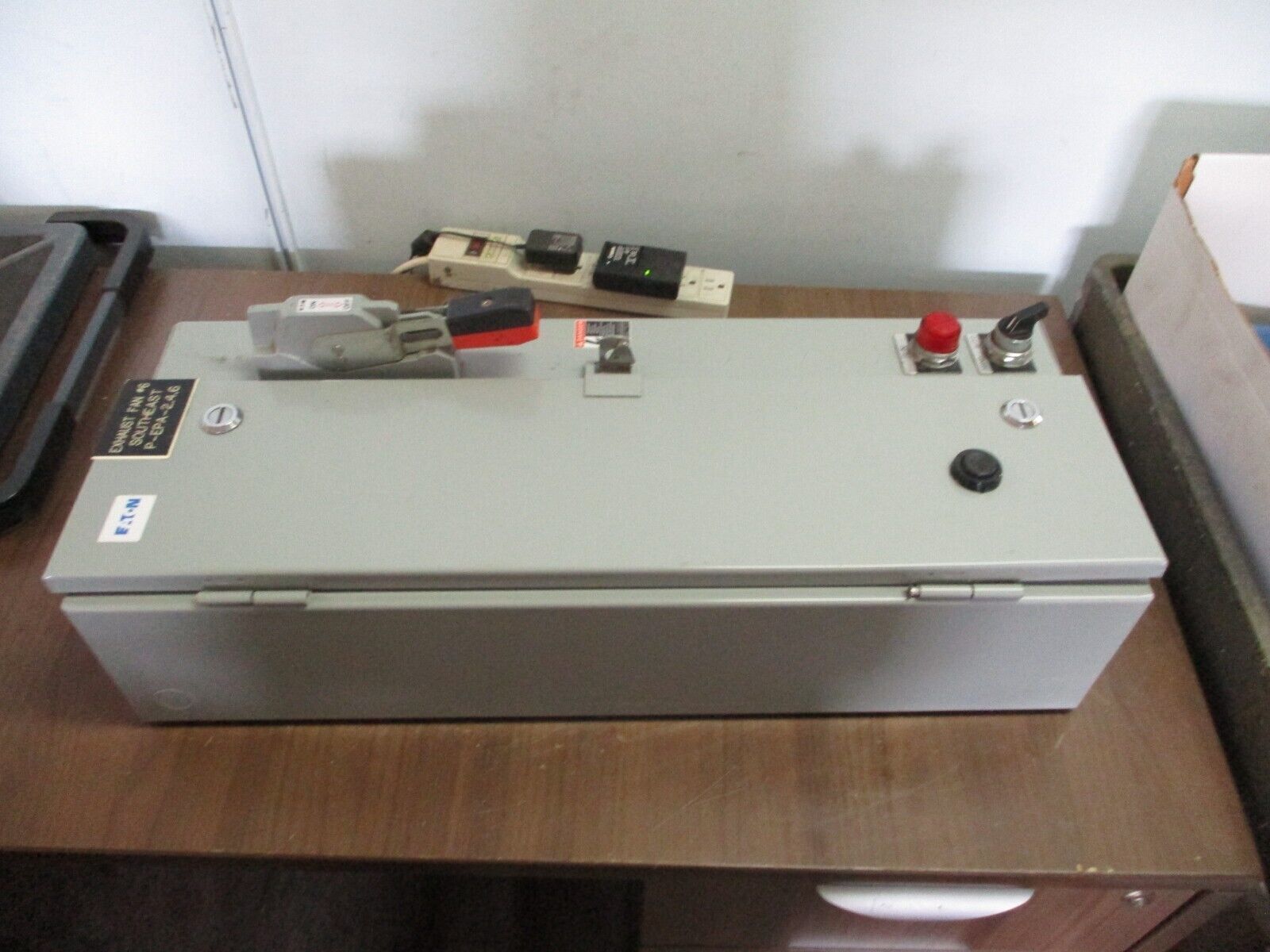 Eaton Size 0 Fusible Combination ECN1601AJB 120V Coil Trip: 4-20A Used