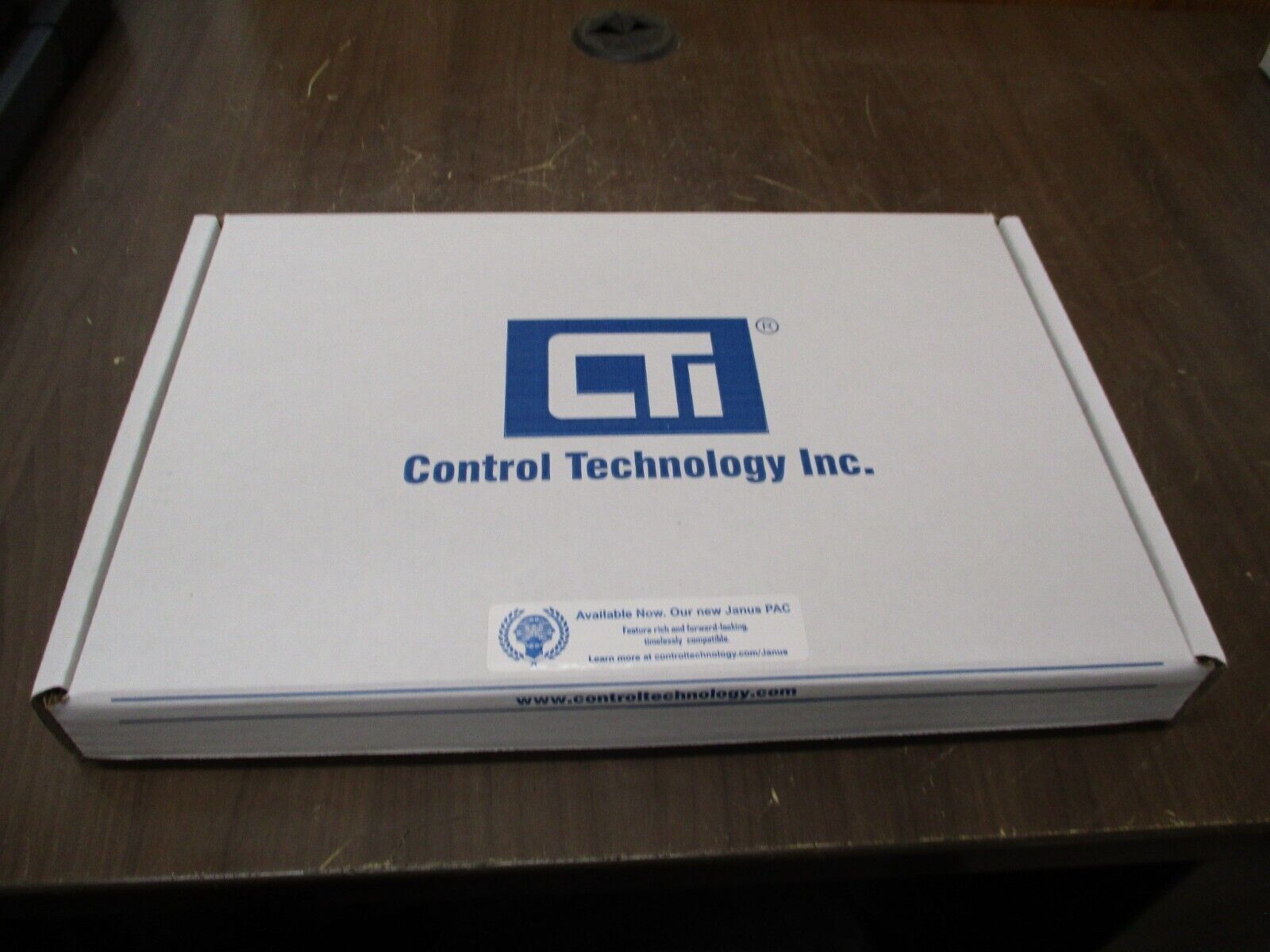 Control Technology Output Module 2598-8 Rev. 006 8PT New Surplus