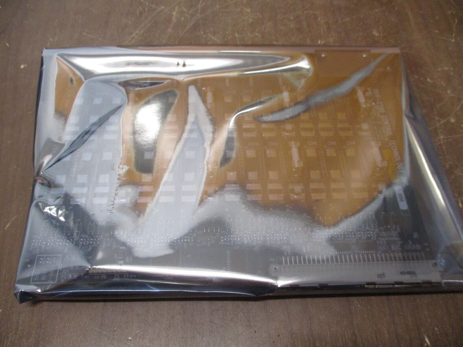 Control Technology Output Module 2598-8 Rev. 006 8PT New Surplus