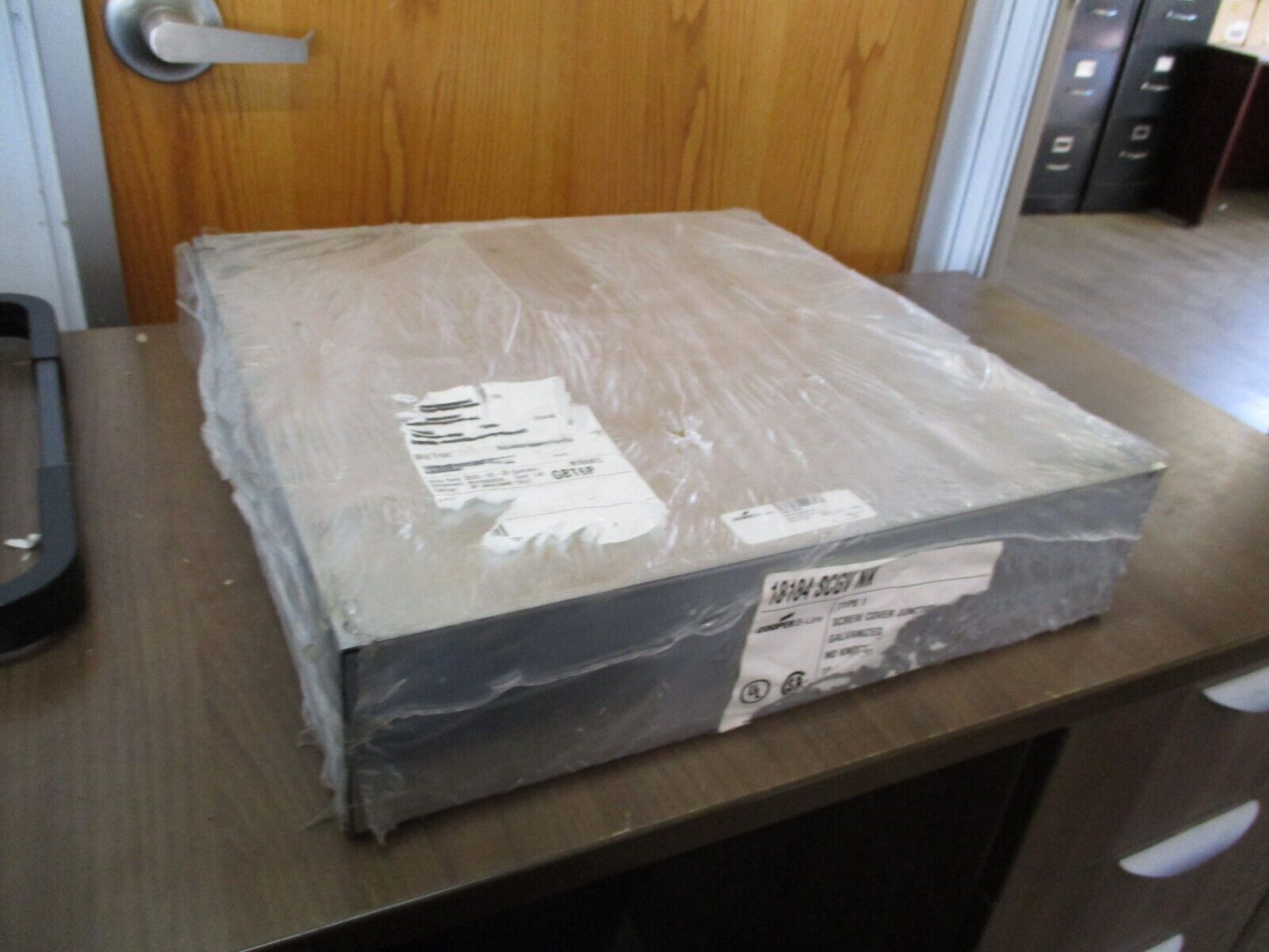 Cooper B-Line Screw Cover Junction Box 18184 SCGV NK Size: 18" x 18" x 4"