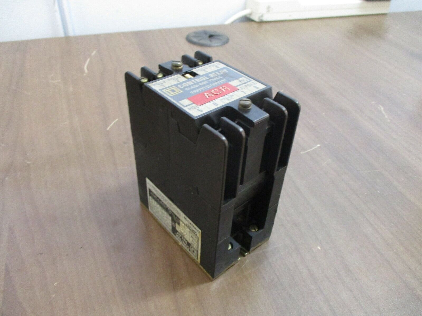 Square D Type L Control Relay 8501 L0-20 Ser. A 120V Coil 600V Used