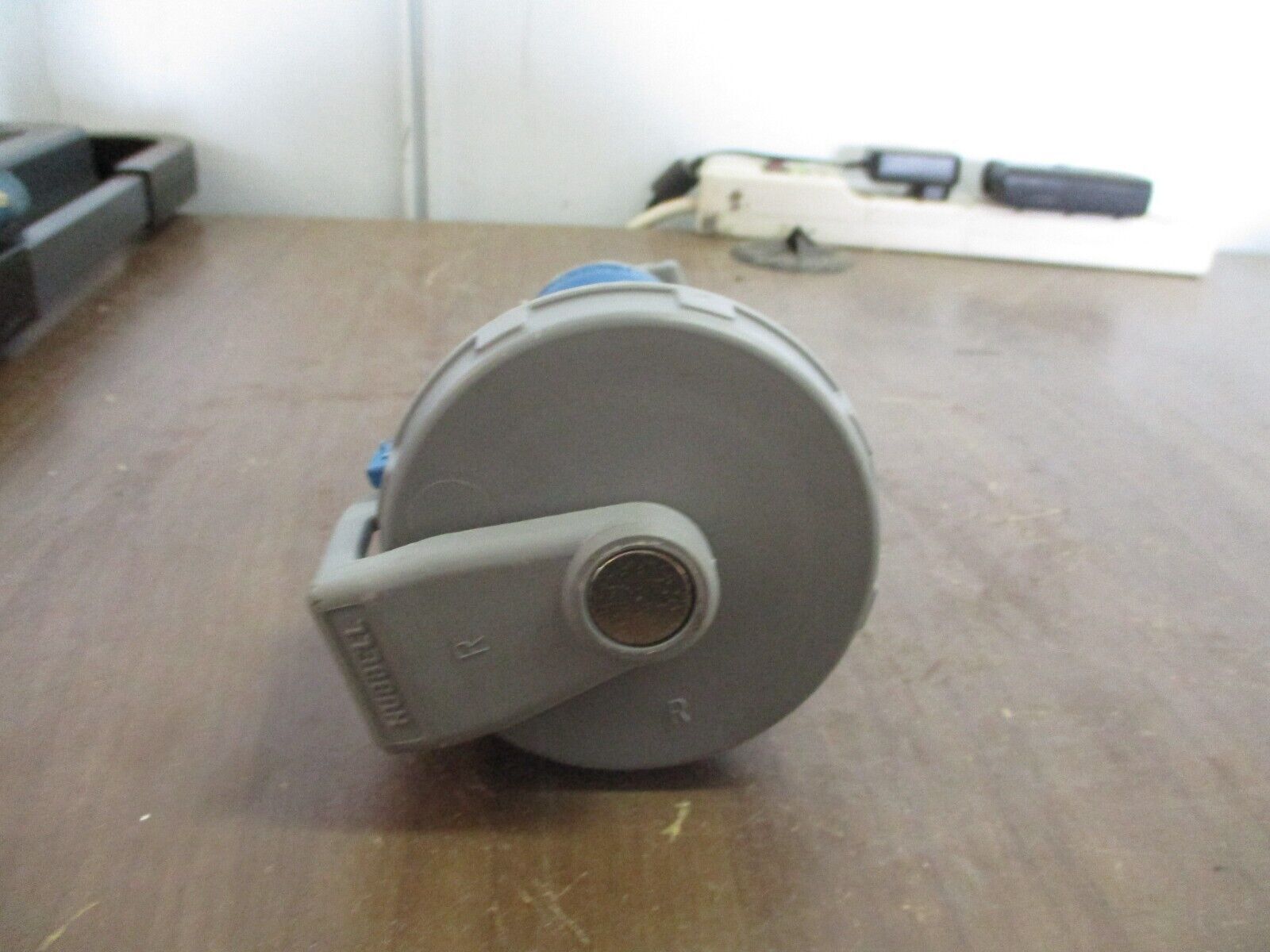 Hubbell Connector 520C9W 20A 120/208V 3Ph *Wire End* Used