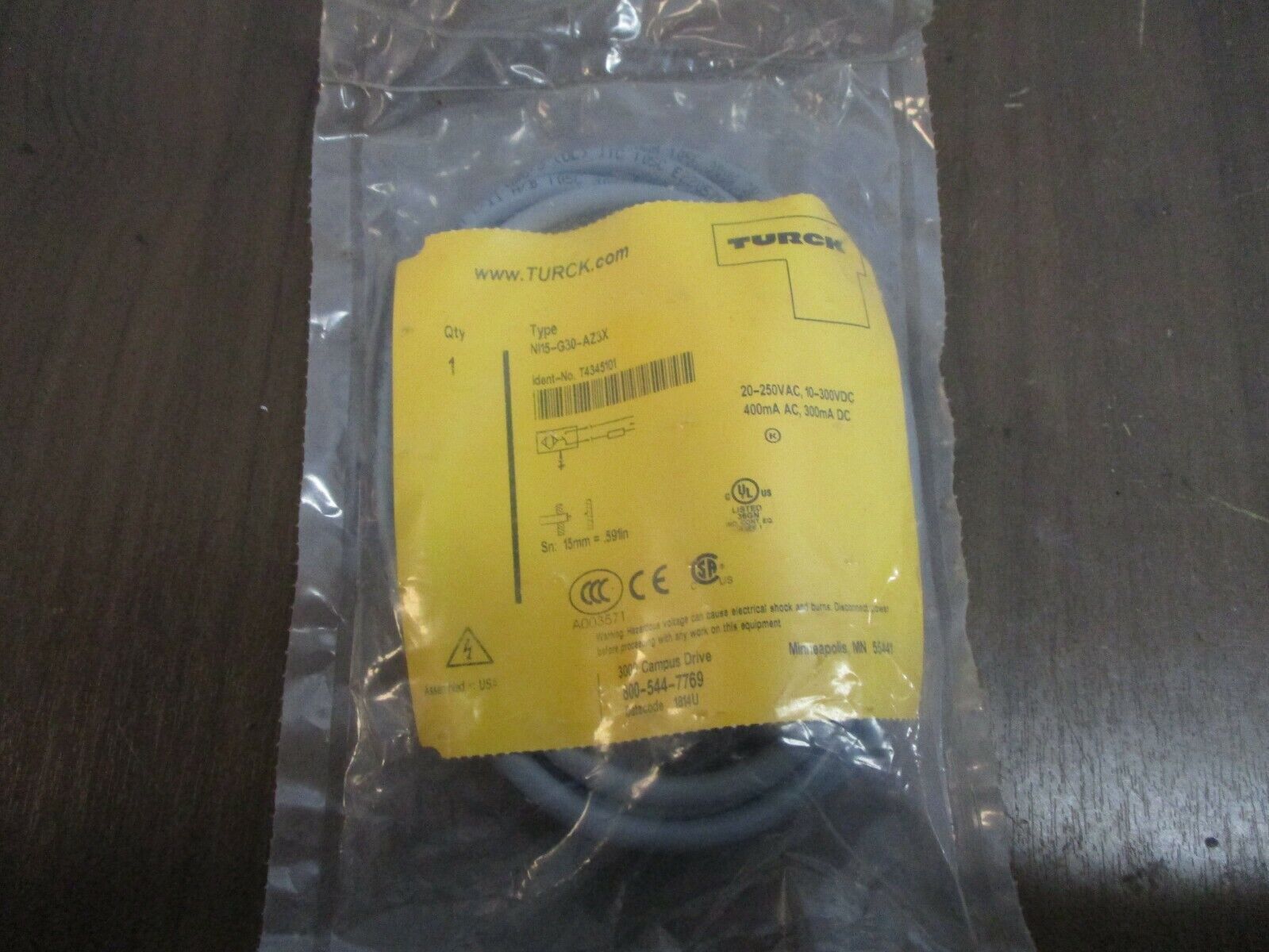 Turck Proximity Sensor NI15-G30-AZ3X 20-250VAC@400mA 10-300VDC@300mA New Surplus