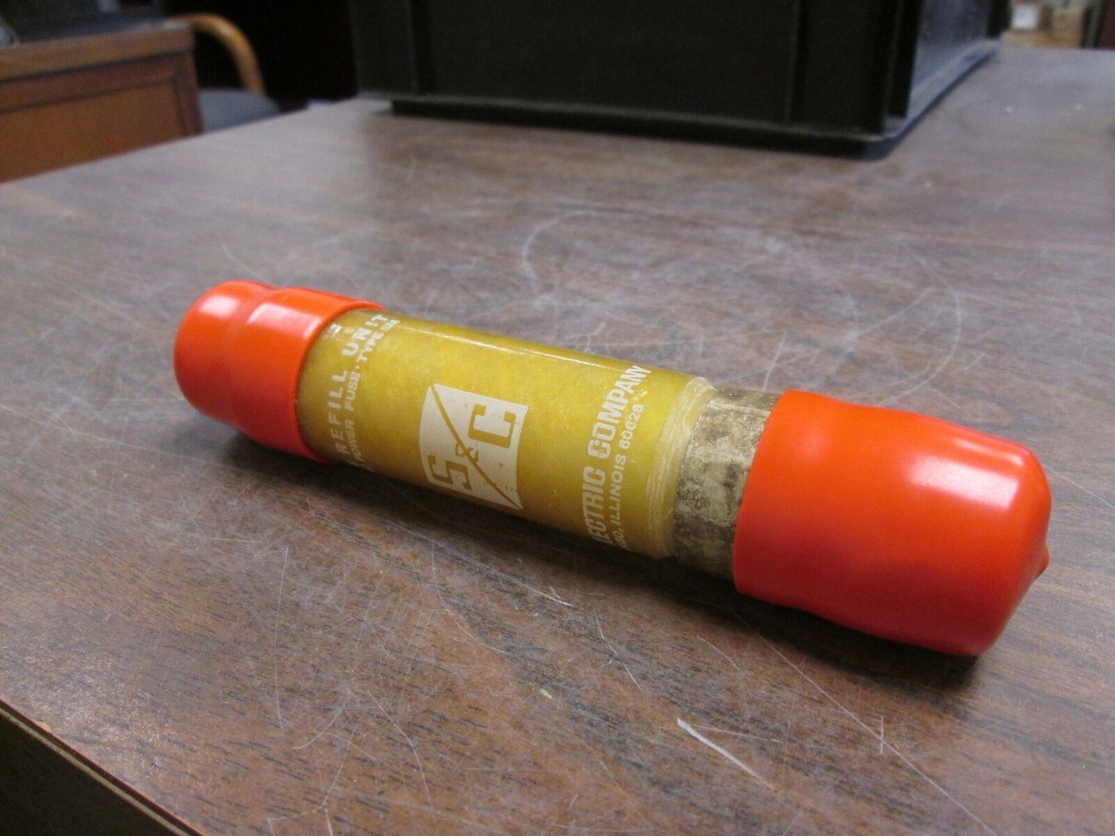 S&C SM-4 Power Fuse Refill Unit 121200-R4 7.2KV 125A New Surplus