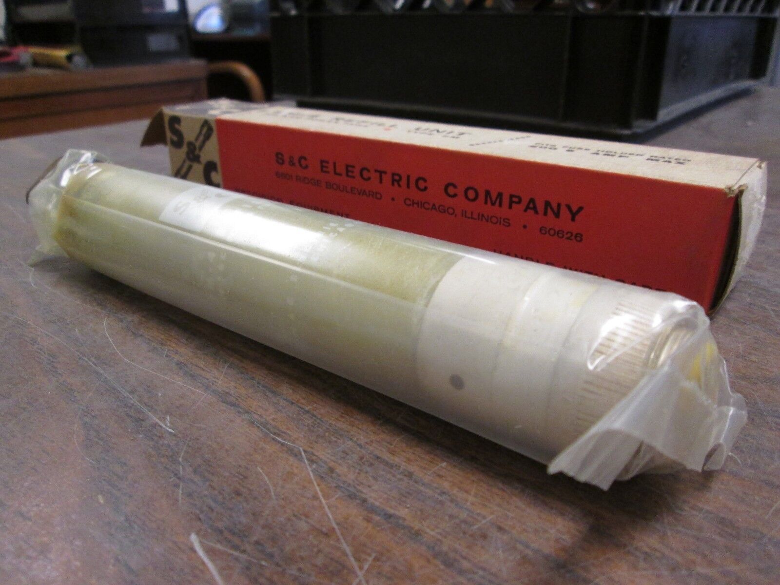 S&C SM-4 Power Fuse Refill Unit 122020-R4 14.4KV 13A New Surplus