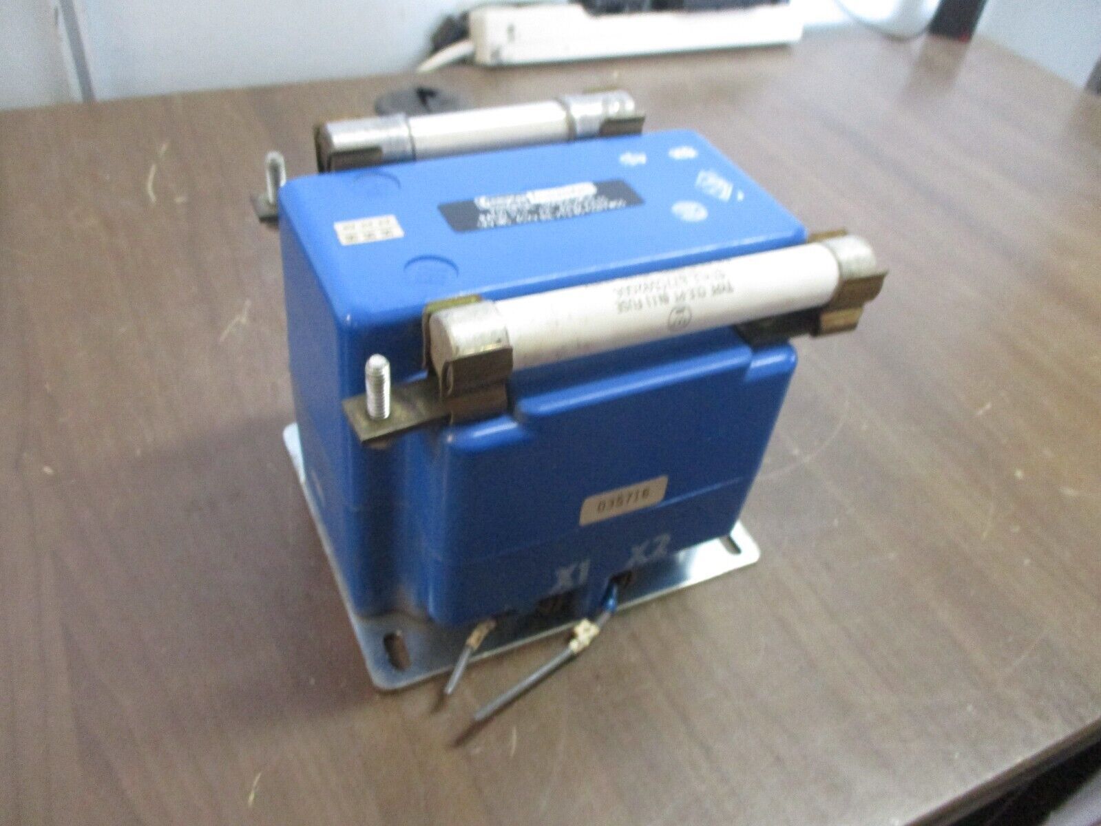 Crompton Instruments Potential Transformer PT3-45422FFW05 Ratio 35:1 Pri: 4200V