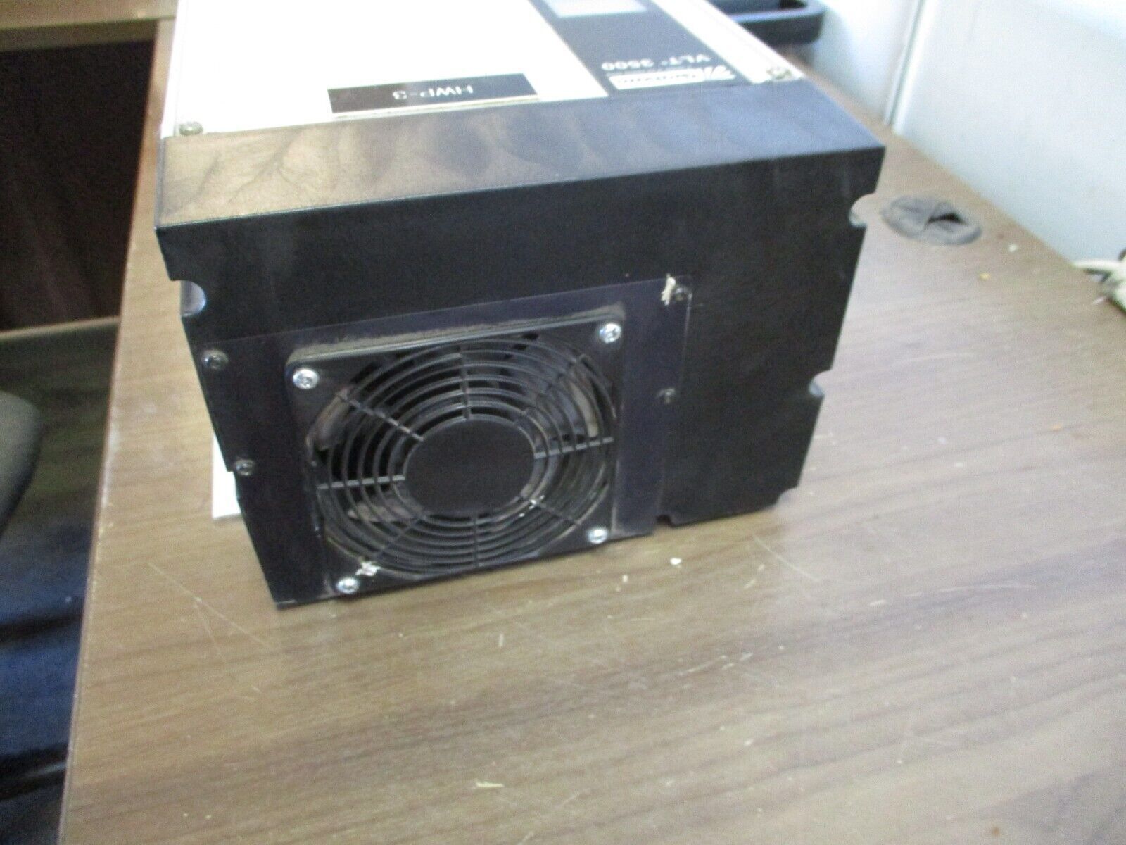 Danfoss VLT 3508 AC Drive 175H8862 7.5HP 3Ph *No Back Vent* Used