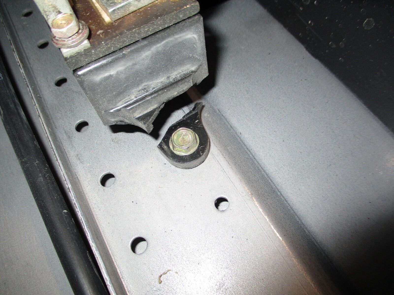 GE Main Breaker Circuit Breaker Panel AQF3422CTX 225A Max, 150A Main 208/120V