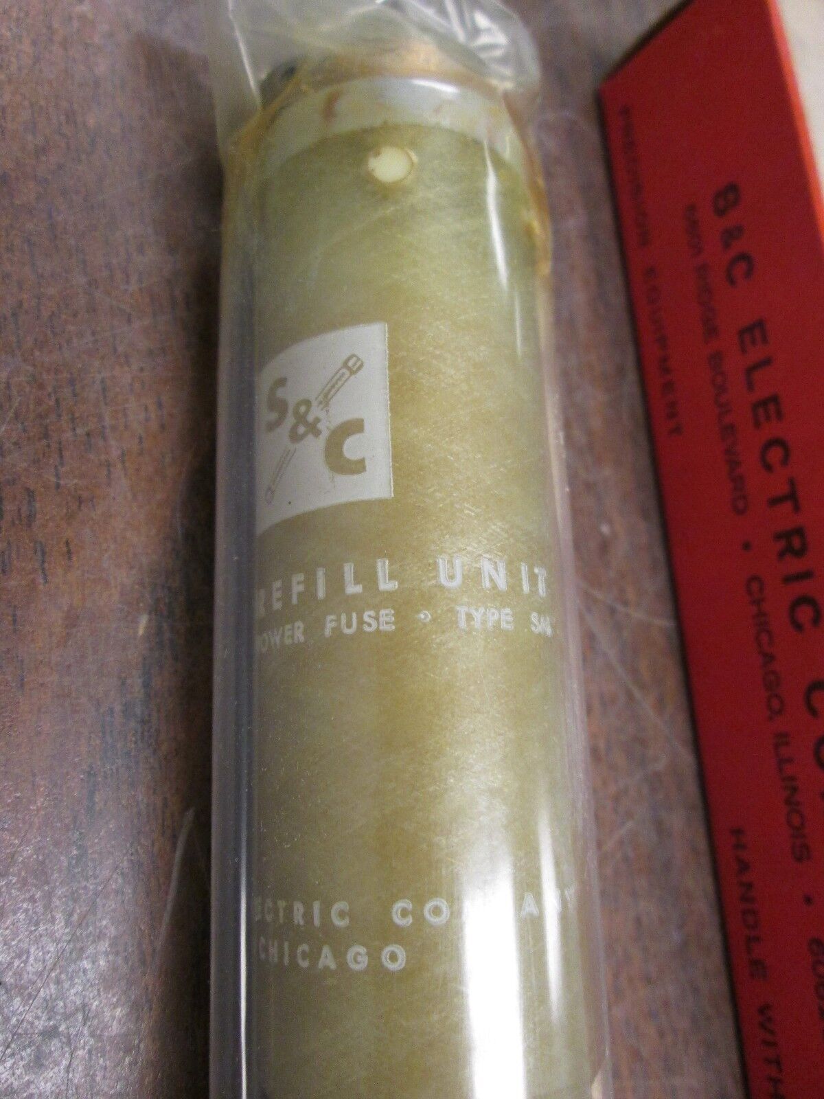 S&C SM-4 Power Fuse Refill Unit 121025-R4 7.2KV 15A New Surplus