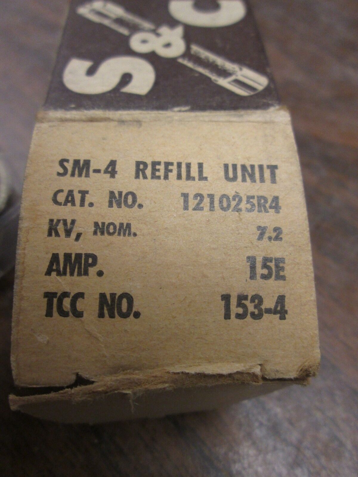 S&C SM-4 Power Fuse Refill Unit 121025-R4 7.2KV 15A New Surplus