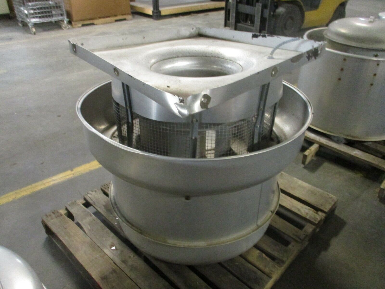 Acme Centri Master Exhaust Fan PNN200E Used