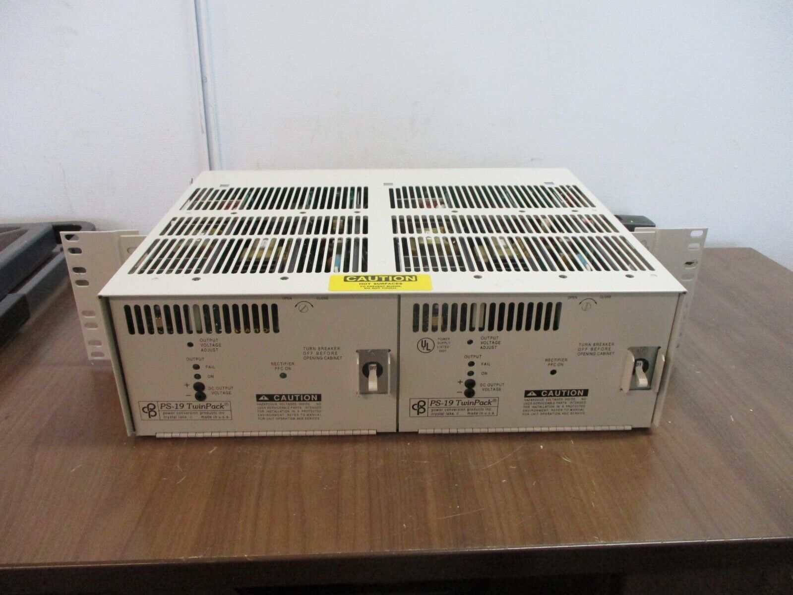 Power Conversion Products Inc. PS-19 TwinPack Power Supply 7001900010 Used