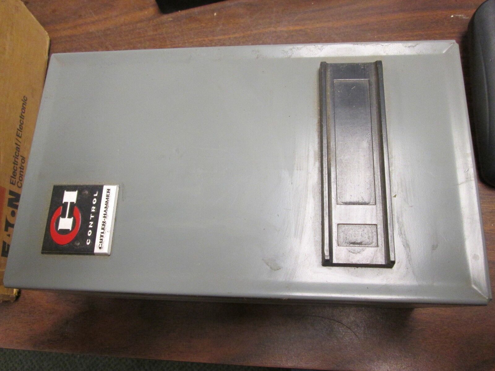 Cutler-Hammer Enclosed Lighting Contactor C30CG3A 30A 3P 120V Nema 1 Enclosure