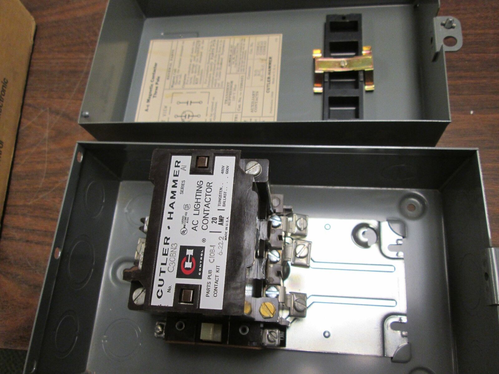 Cutler-Hammer Enclosed Lighting Contactor C30CG3A 30A 3P 120V Nema 1 Enclosure