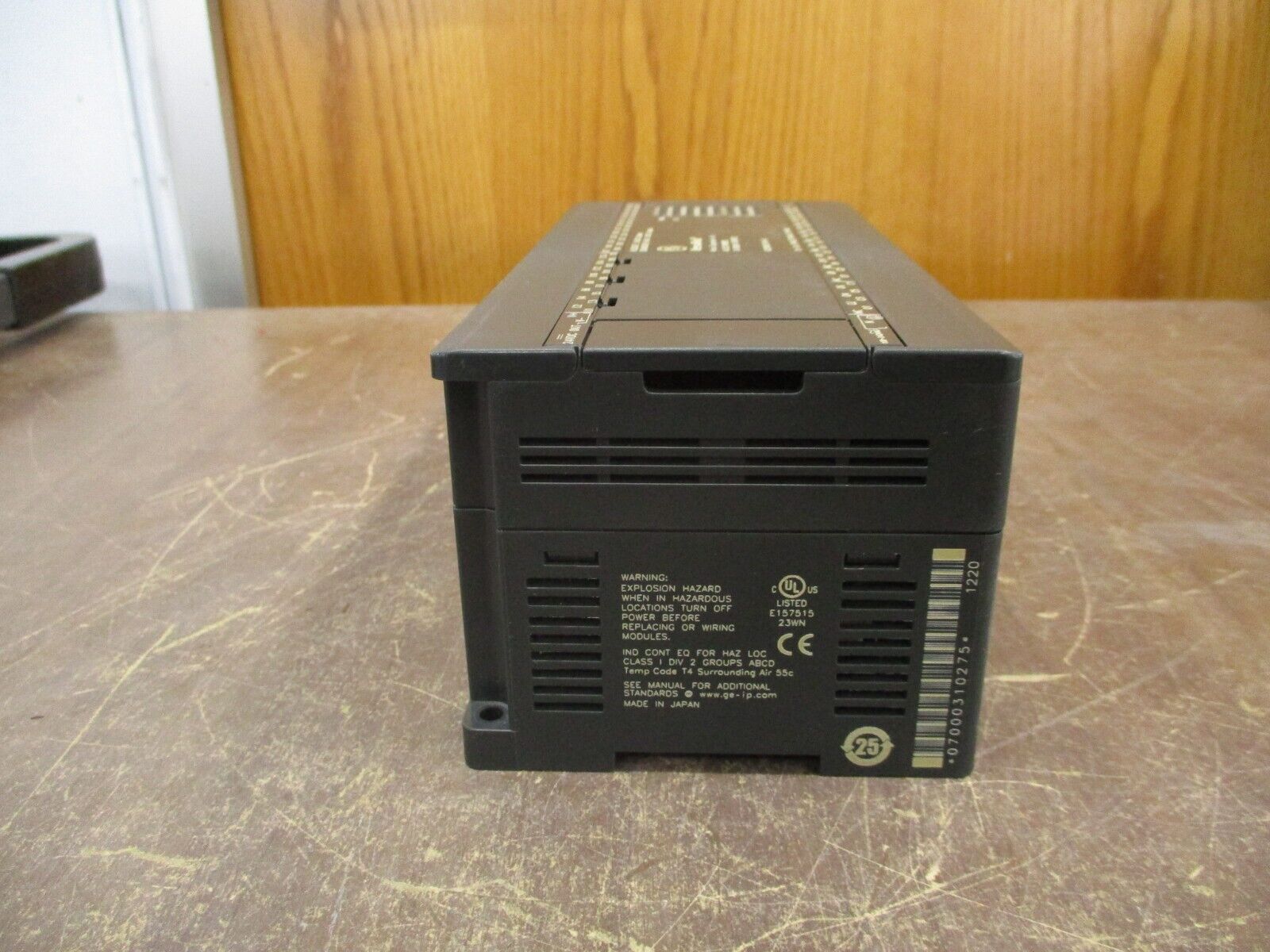 GE VersaMax 64 PT Expansion AC/DC/Relay Module IC200UEX164-B New Surplus