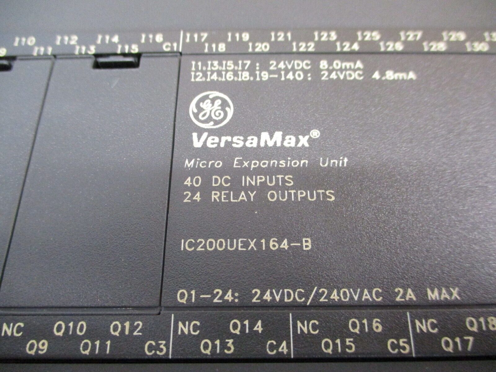 GE VersaMax 64 PT Expansion AC/DC/Relay Module IC200UEX164-B New Surplus