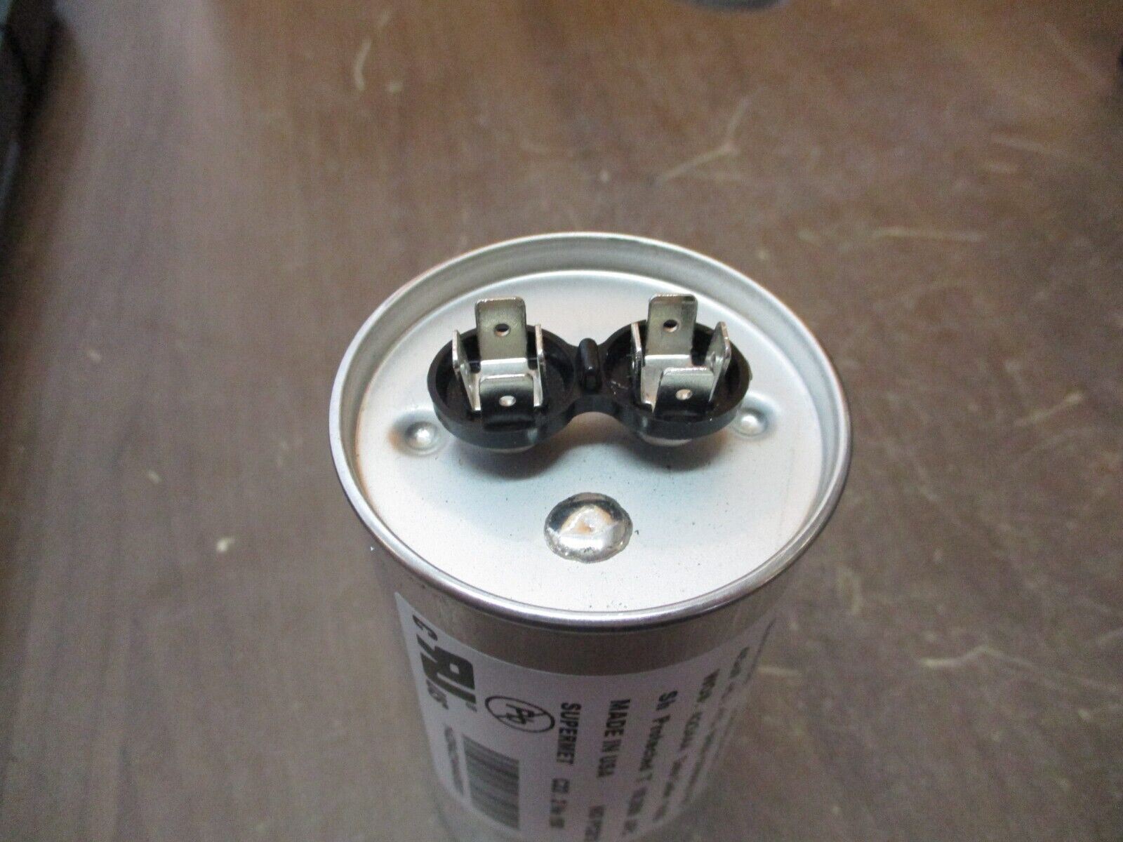 Aerovox Capacitor Z26S6045MT5A4 45uF 600V 50/60Hz Used